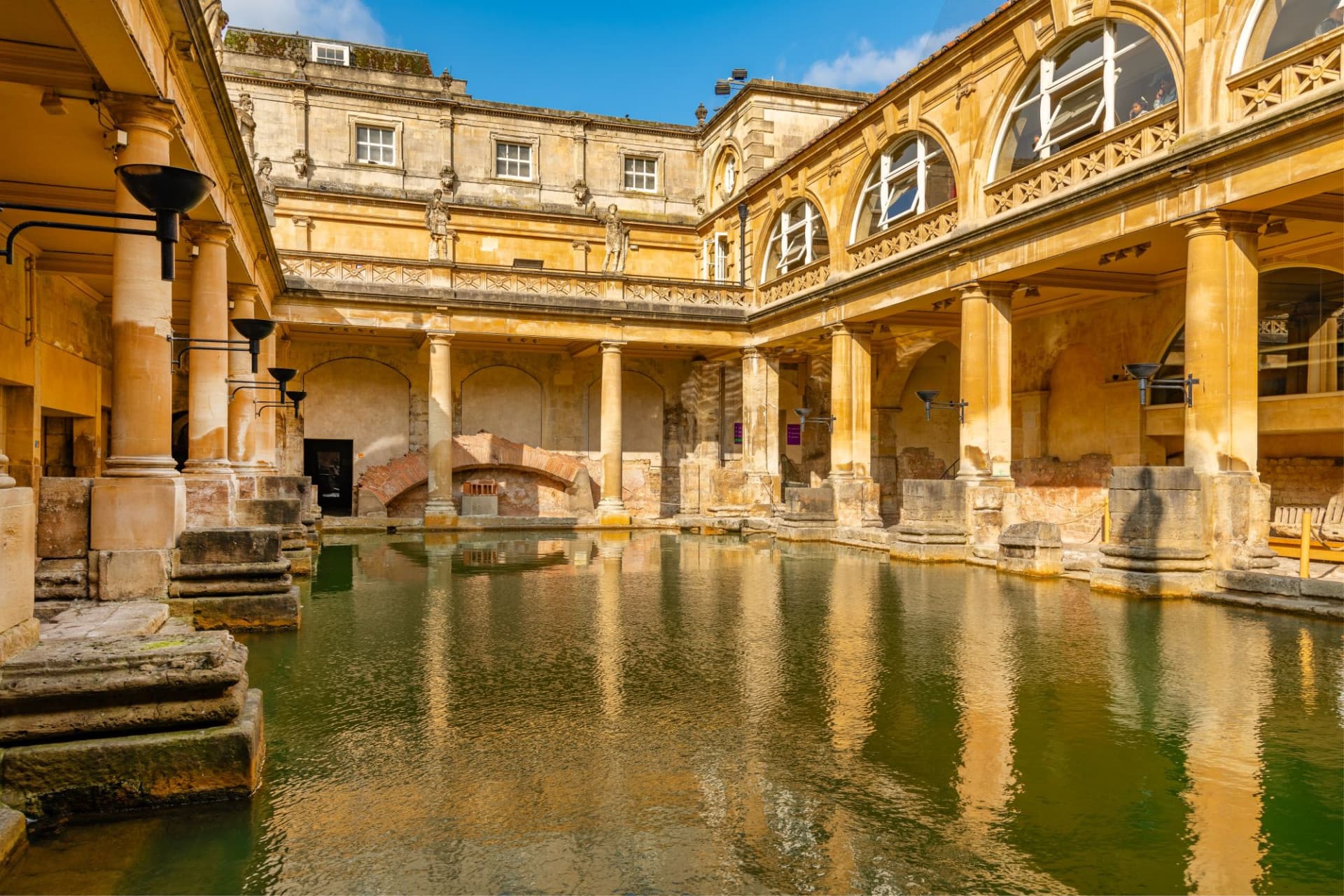Windsor Castle, Stonehenge, and Roman Baths Tour from London - სურათი 6
