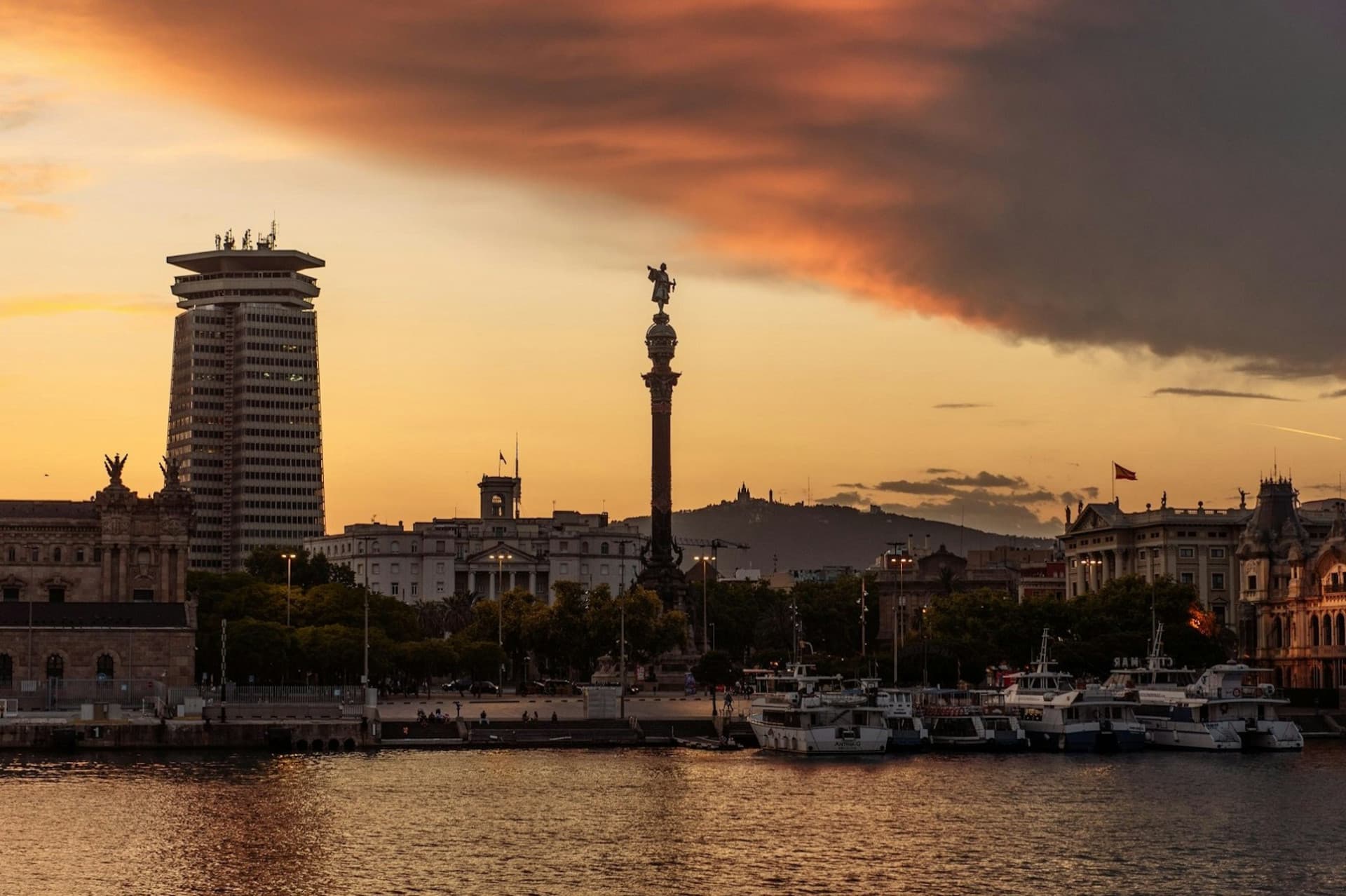 Barcelona Eco Catamaran Coastline Tour - სურათი 2