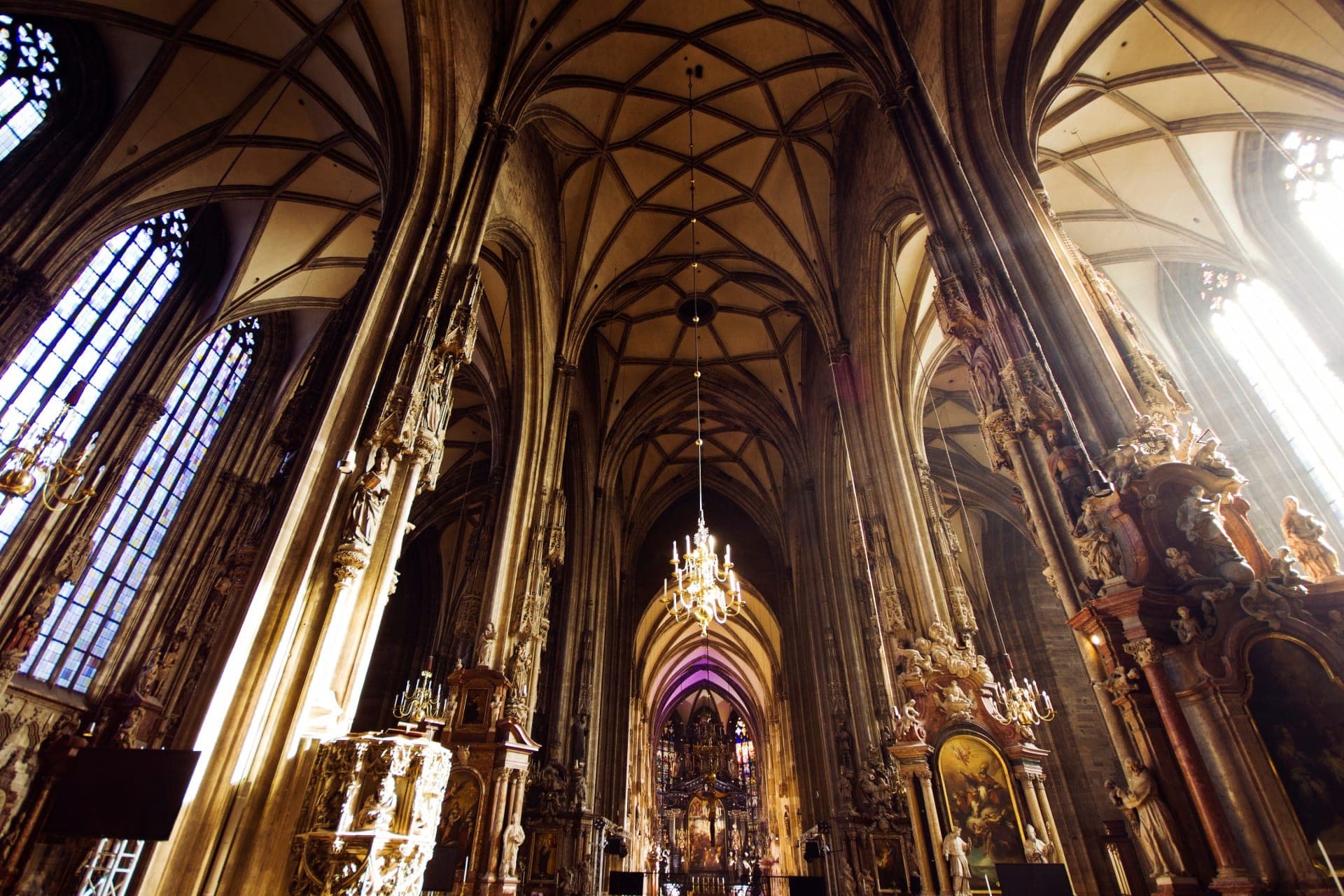 Vienna Old Town, Hofburg Palace Courtyard, and St. Stephen's Cathedral Walking Tour - სურათი 17
