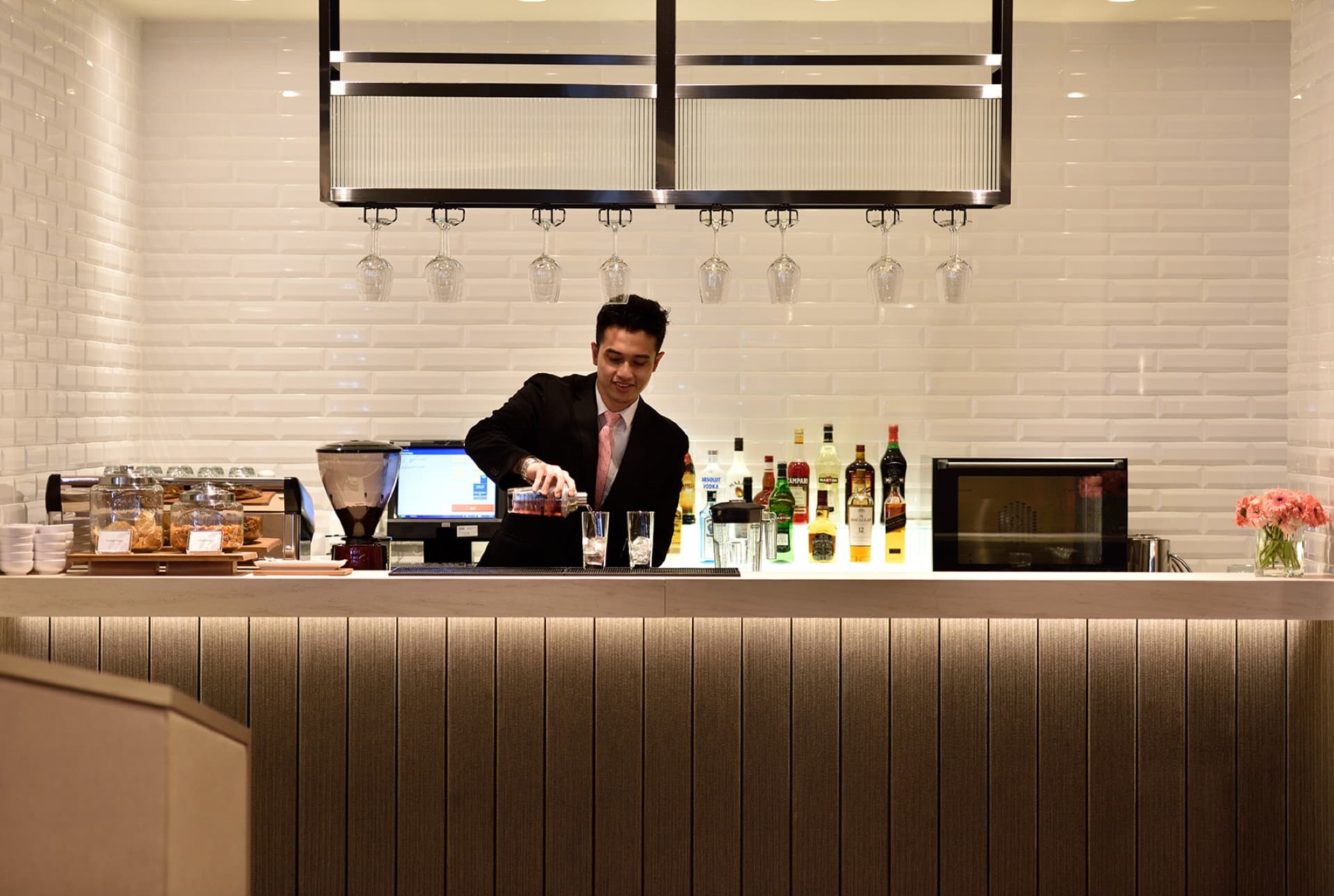 Plaza Premium Lounge - Singapore Changi Airport Terminal 1 - სურათი 8