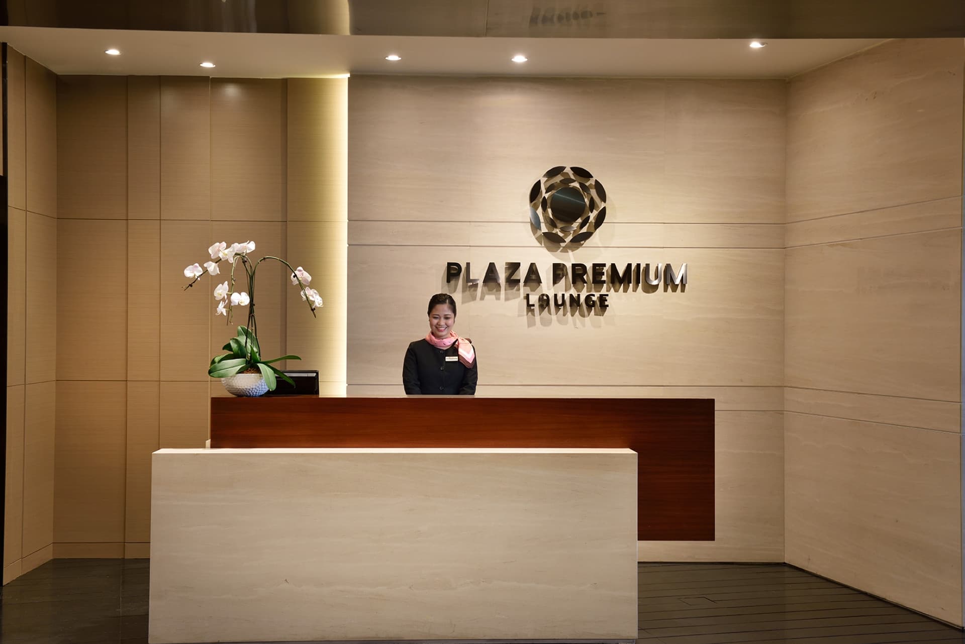 Plaza Premium Lounge - Singapore Changi Airport Terminal 1 - სურათი 10
