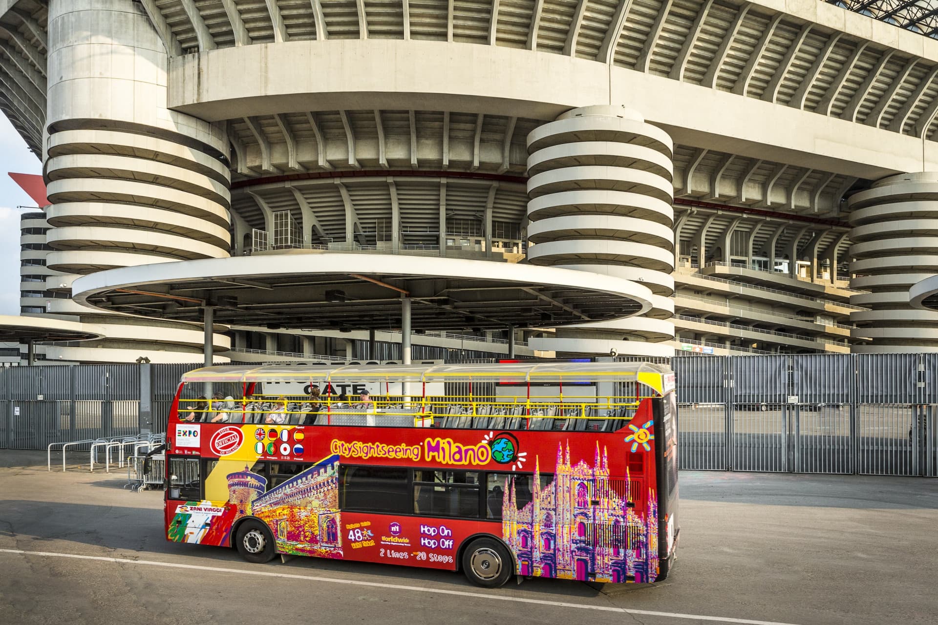 City Sightseeing Milan Hop-on Hop-off Bus Tour - სურათი 3
