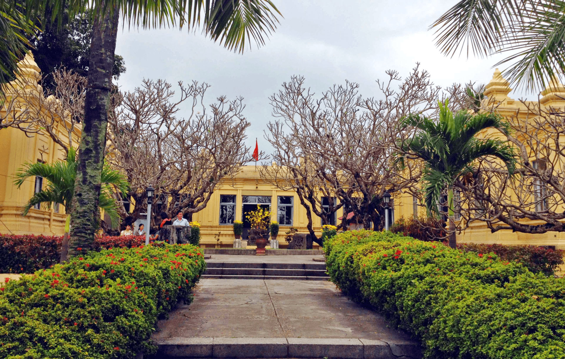 Marble Mountains and Da Nang City Tour - სურათი 7