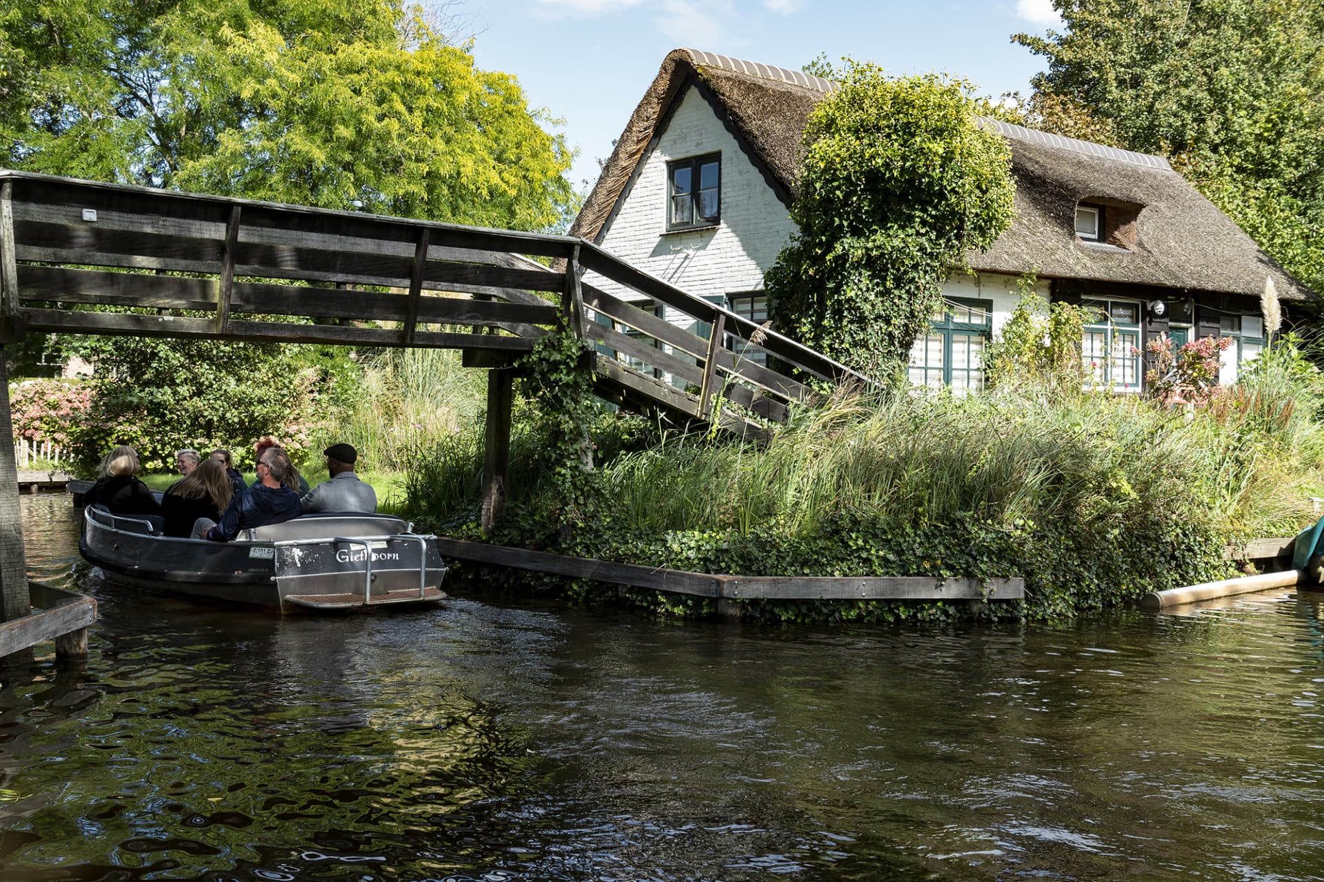 Giethoorn Full-Day Tour from Amsterdam with Canal Cruise and Self-Guided Walking Tour - მთავარი სურათი