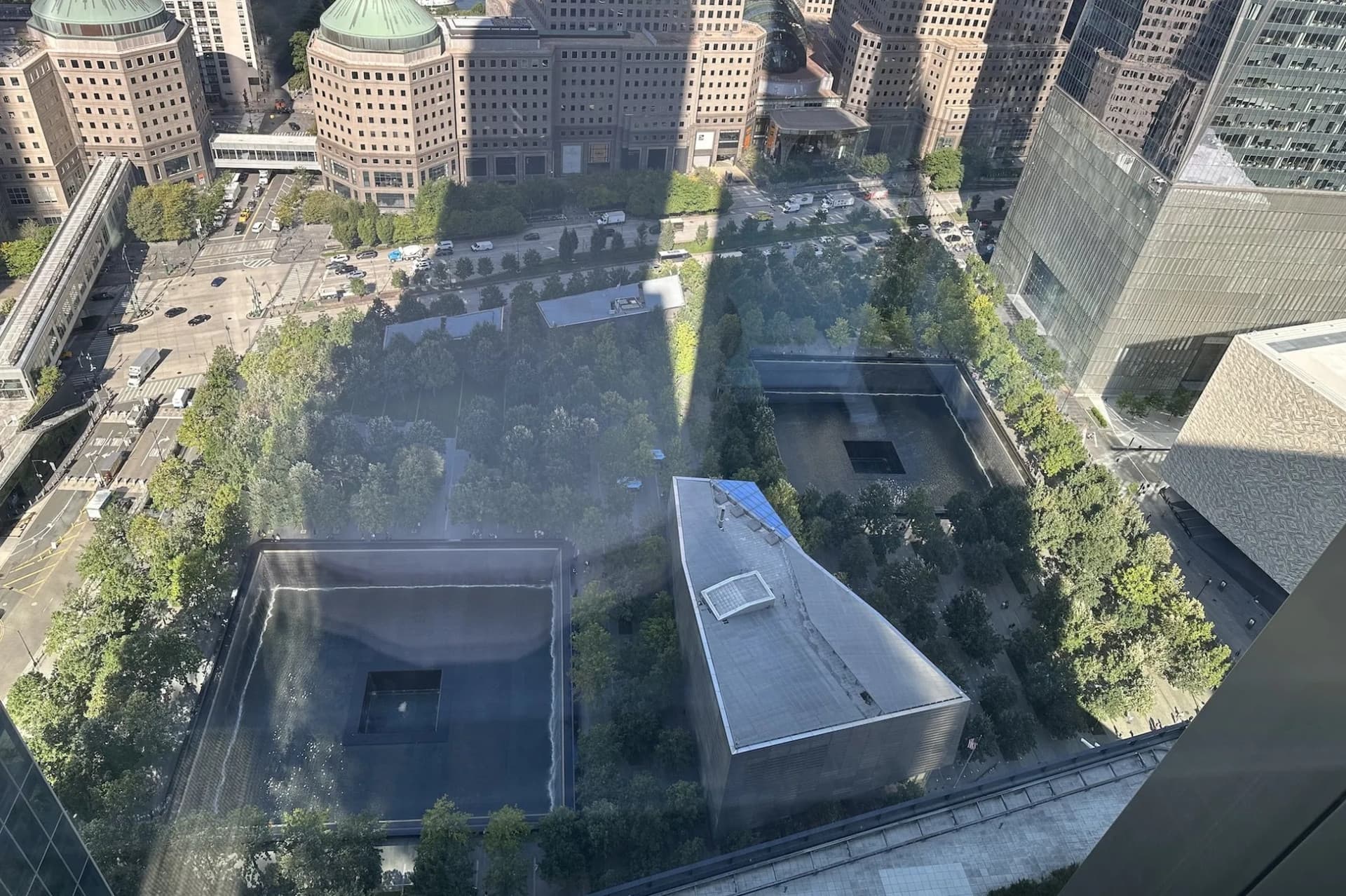 9/11 Memorial & Wall Street Walking Tour + Optional 9/11 Museum Admission - სურათი 7