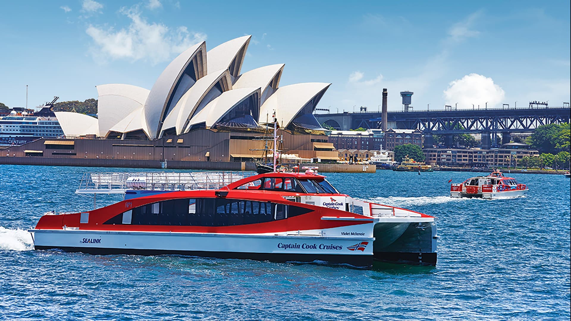 Sydney Harbour Express Sightseeing Cruise with Captain Cook Cruises - სურათი 2