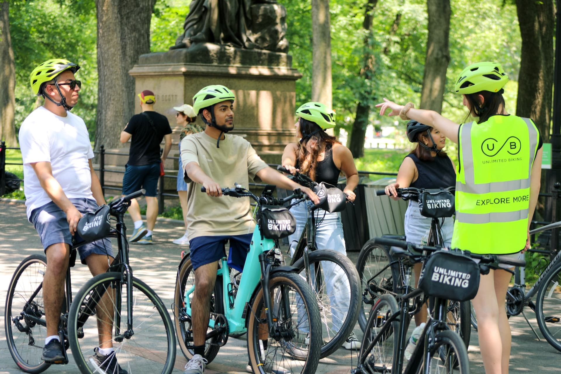 New York City Central Park Guided Bike Tour - სურათი 14