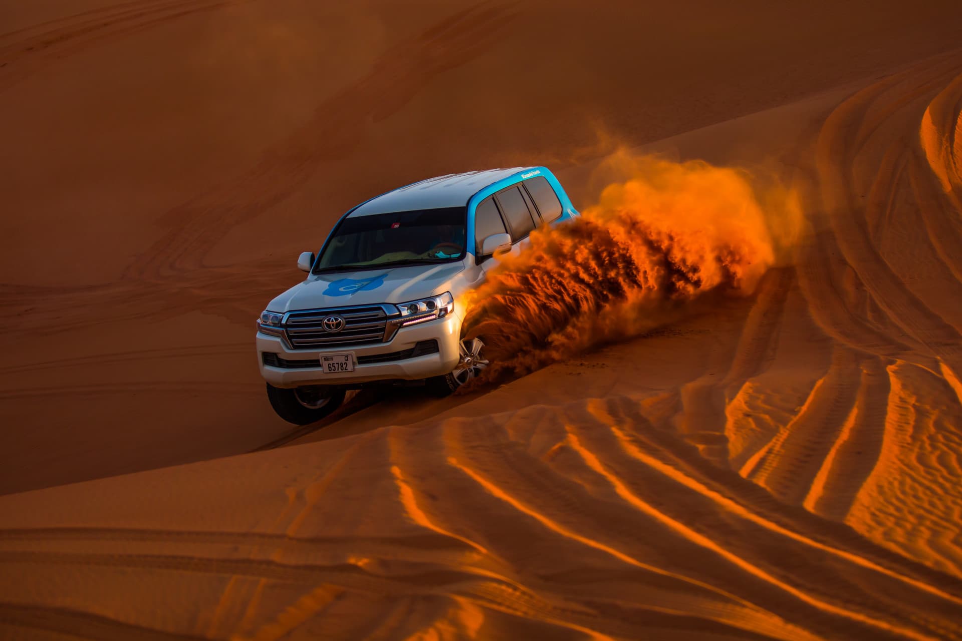 Dubai Red Dunes Desert Safari Tour with Camel Ride and Buffet Dinner at Al Khayma Camp - სურათი 3