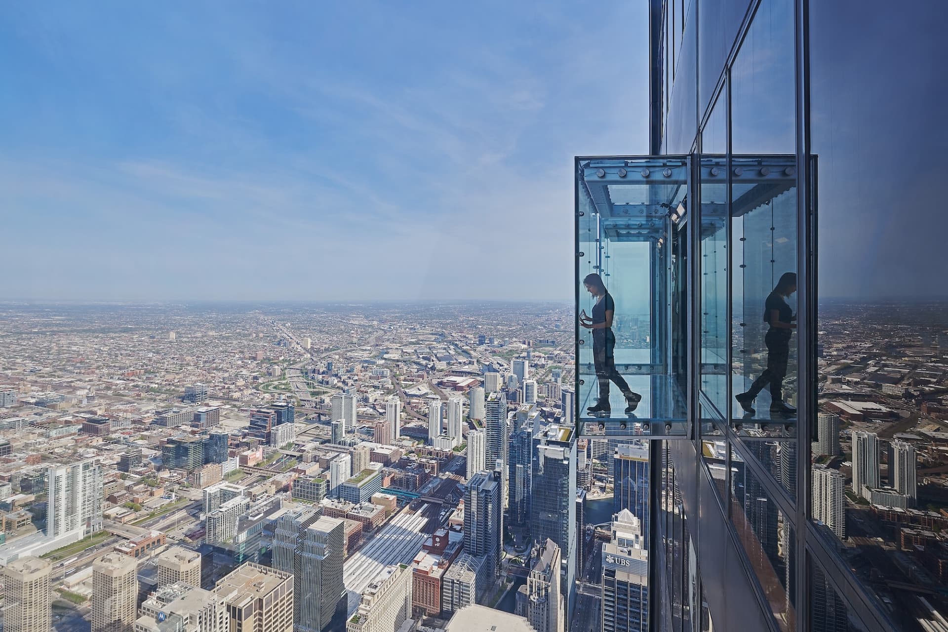 Skydeck Chicago and The Ledge Ticket - სურათი 13