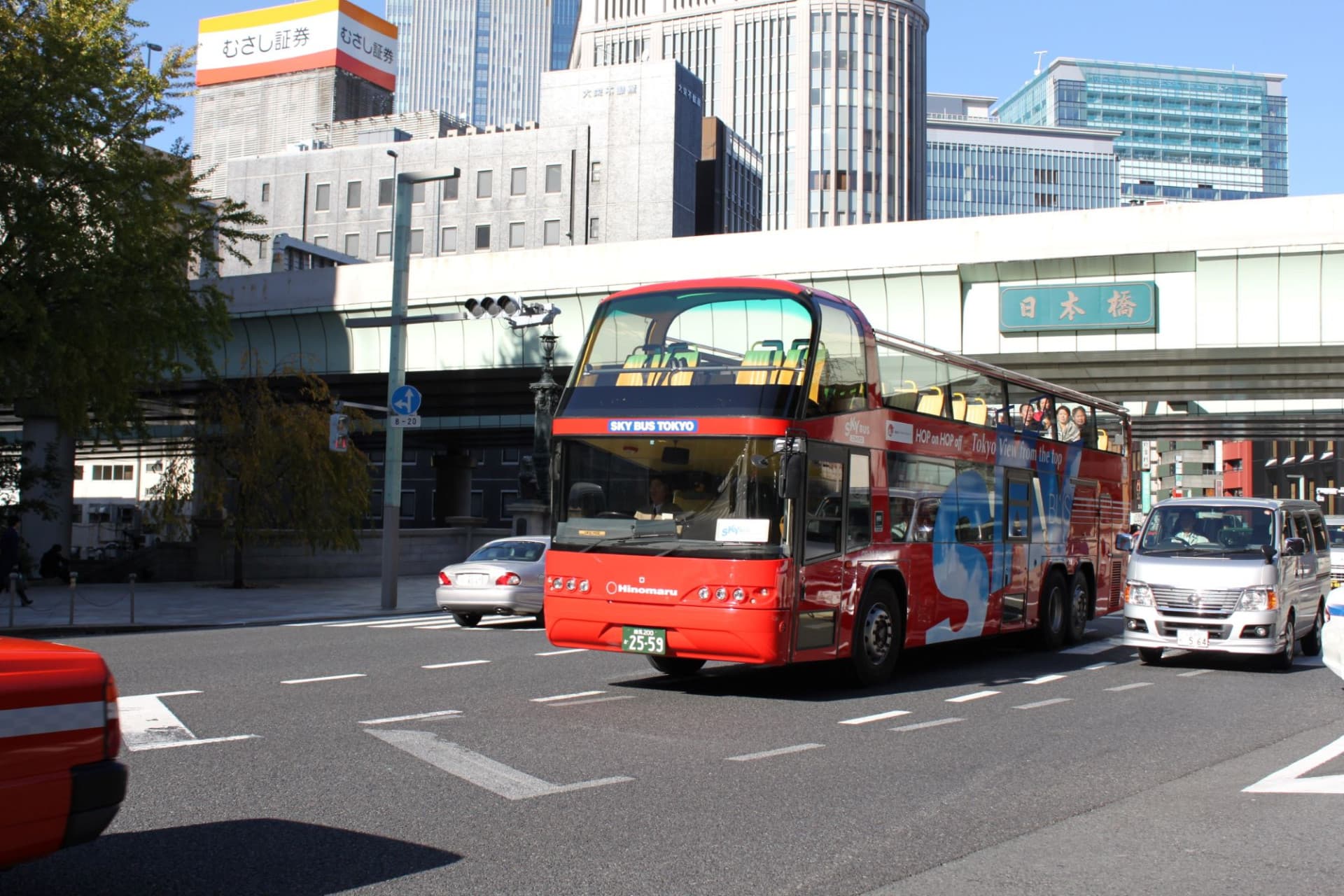 Tokyo Sky Hop-on Hop-off Sightseeing Bus - სურათი 4