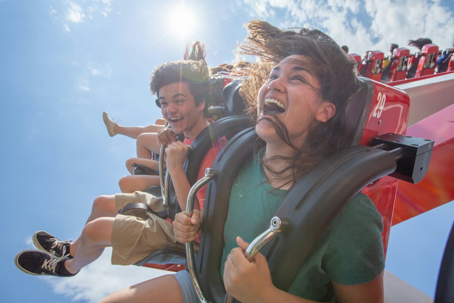 Six Flags New England Ticket - მთავარი სურათი