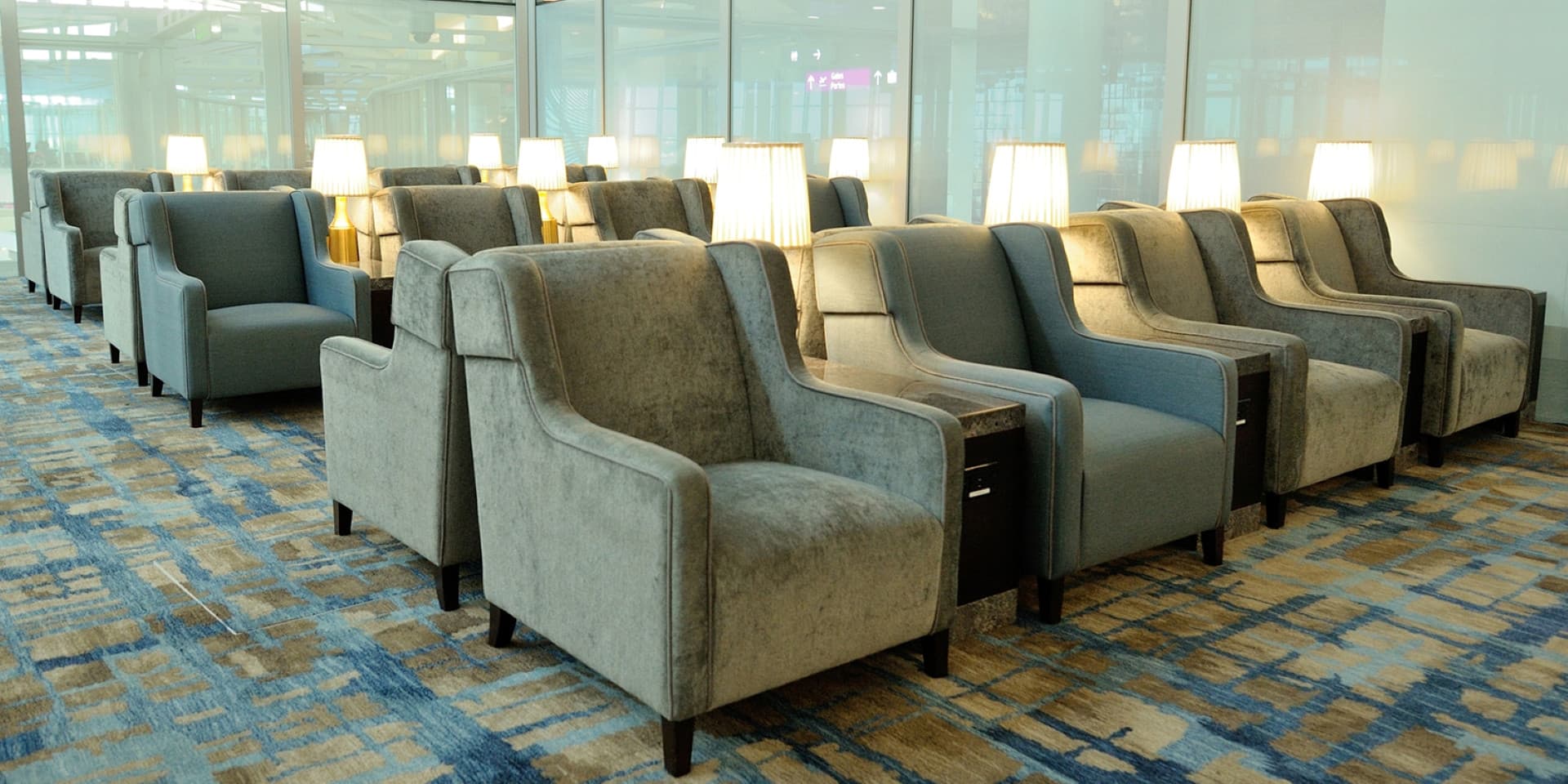 Plaza Premium Lounge - Toronto Pearson International Airport Terminal 1 - სურათი 5