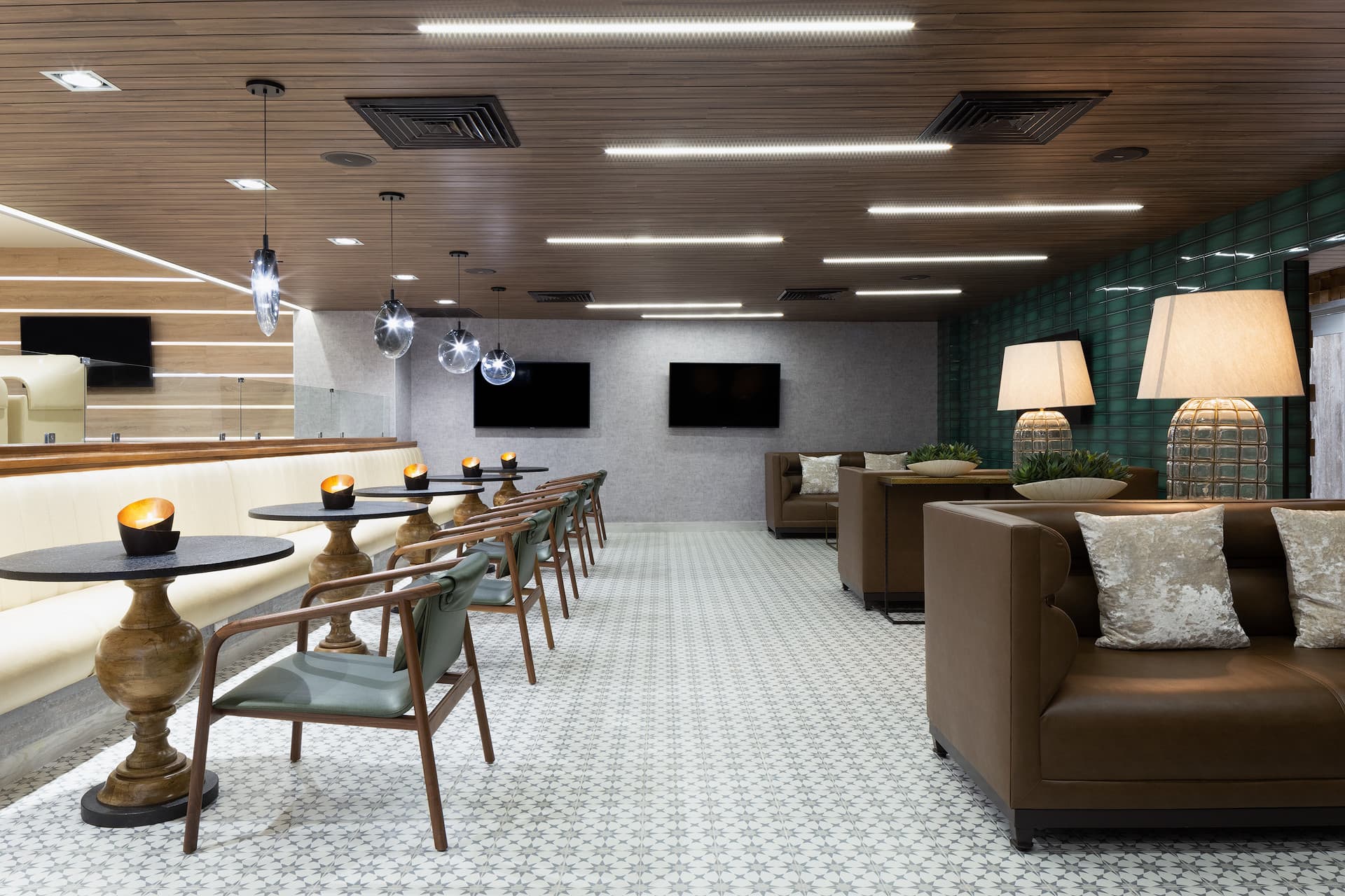 MERA Business Lounge - Cancun International Airport - სურათი 17