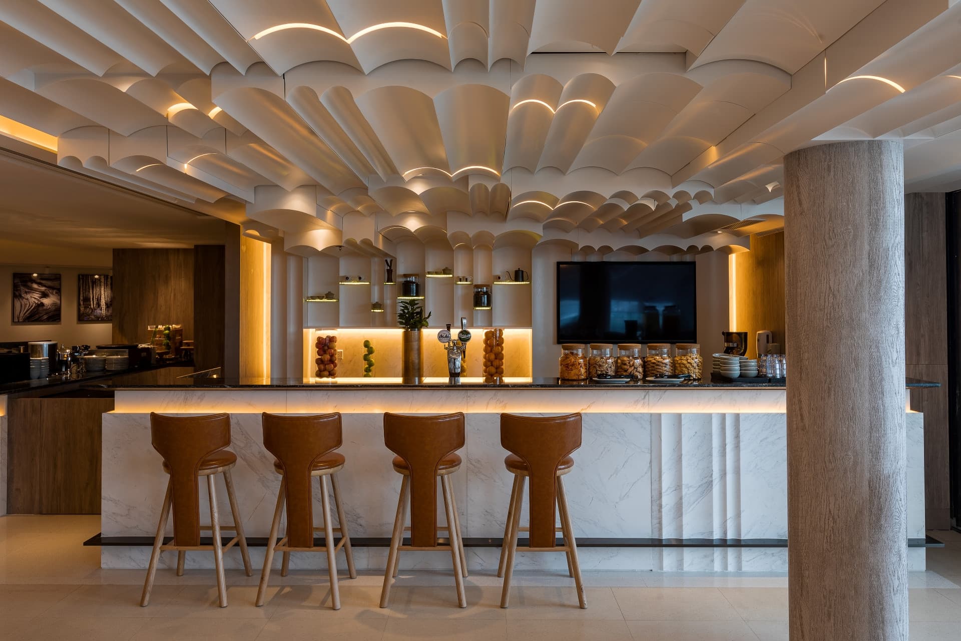 Plaza Premium Lounge - Hong Kong International Airport Terminal 1 - სურათი 7