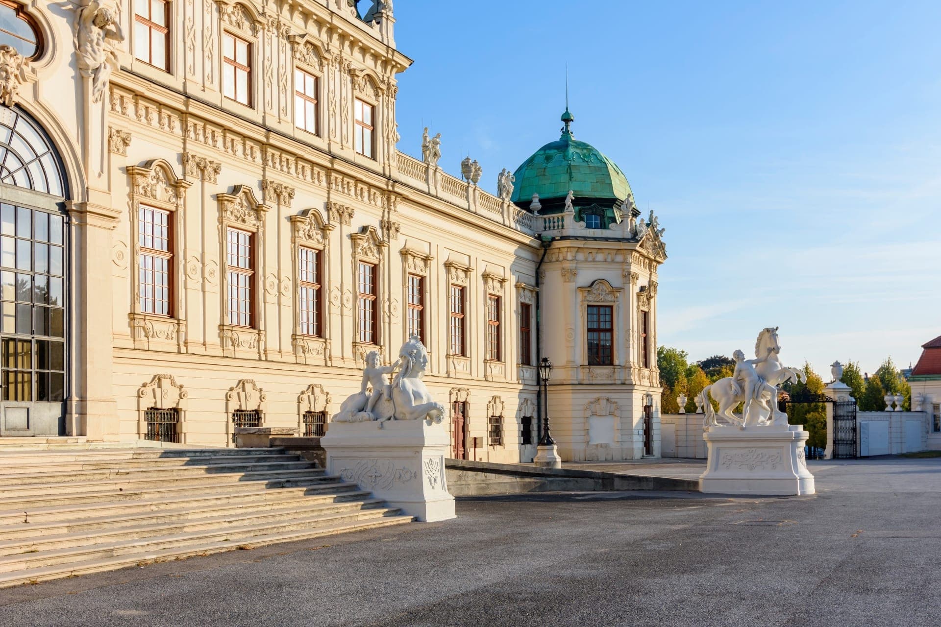 Upper Belvedere Palace Guided Tour with Skip-the-Ticket-Line Entry - სურათი 7