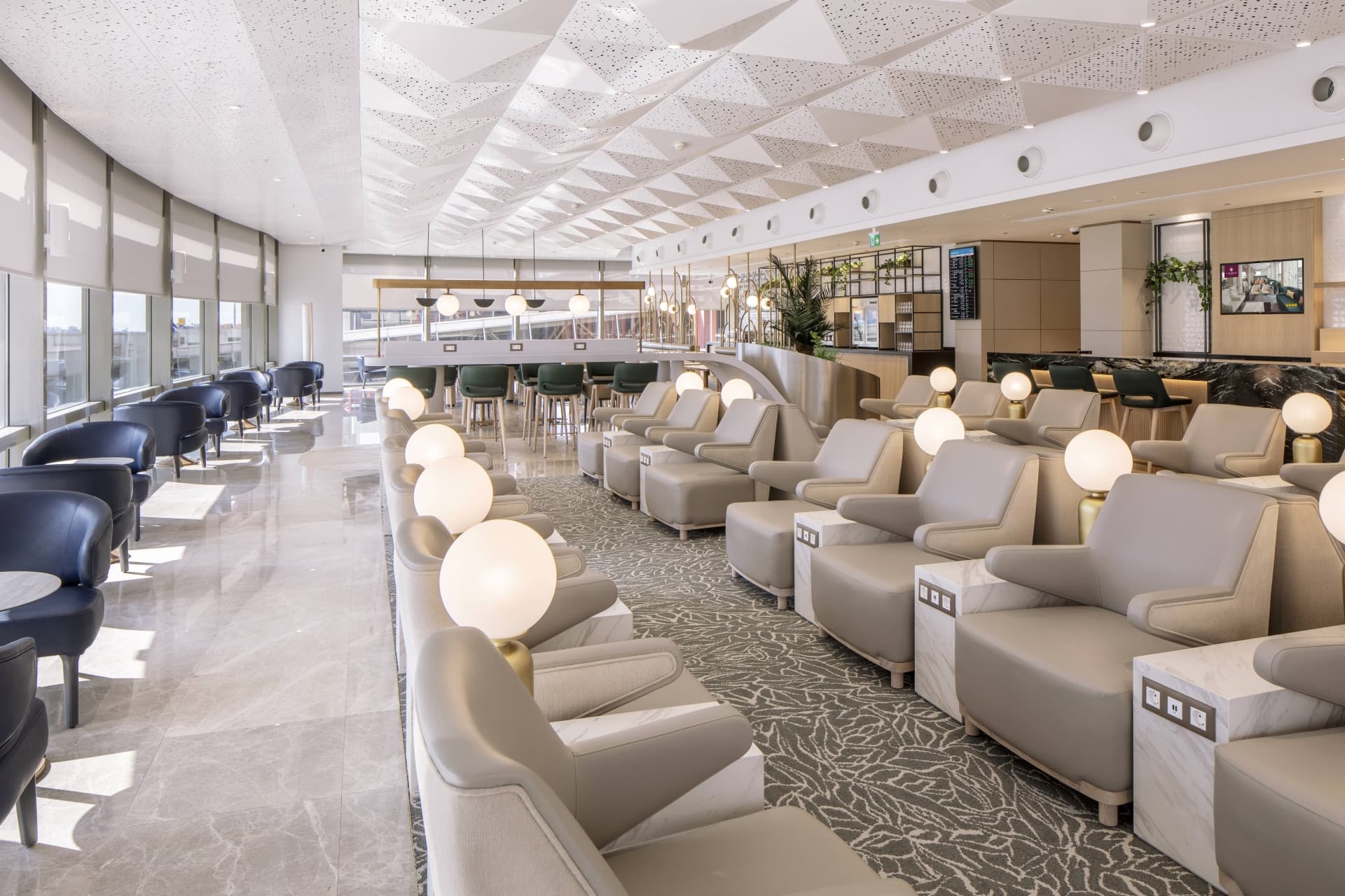 Plaza Premium Lounge - Istanbul Sabiha Gokcen International Airport - მთავარი სურათი