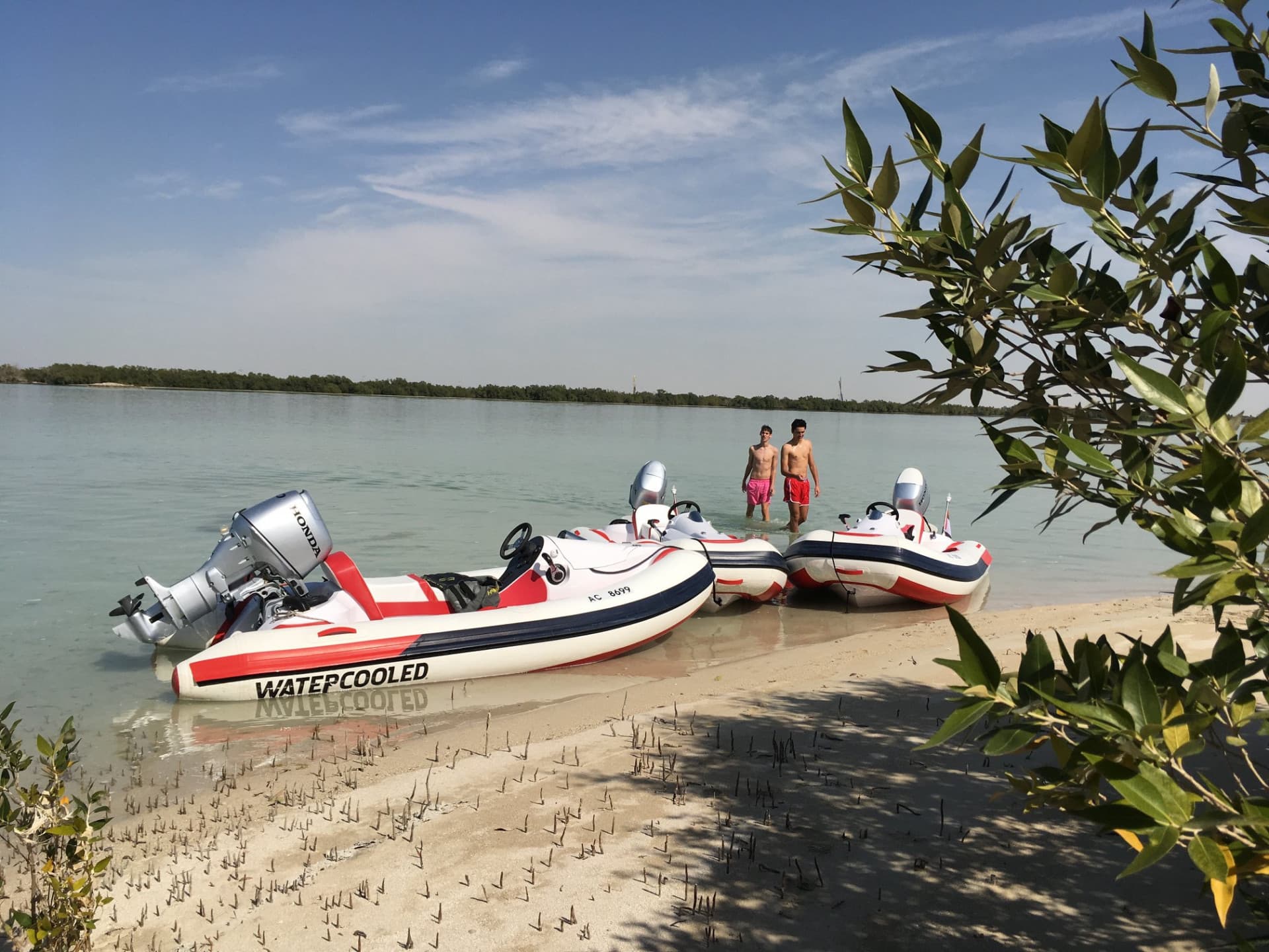 Yas Island Self-Drive Rhino Rider Speedboat Tour - სურათი 3