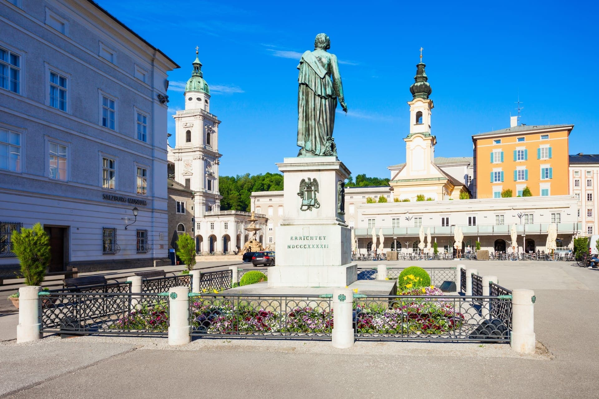 Salzburg Old Town, Mozart, and Mirabell Gardens Walking Tour - სურათი 5