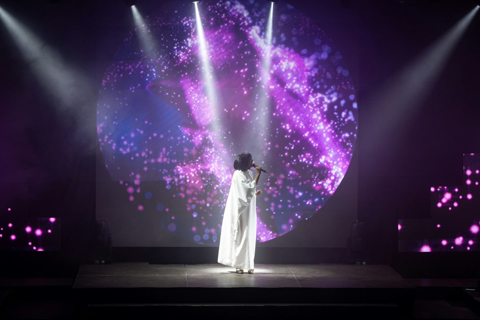 The Evolution of Music Show Ticket - სურათი 19