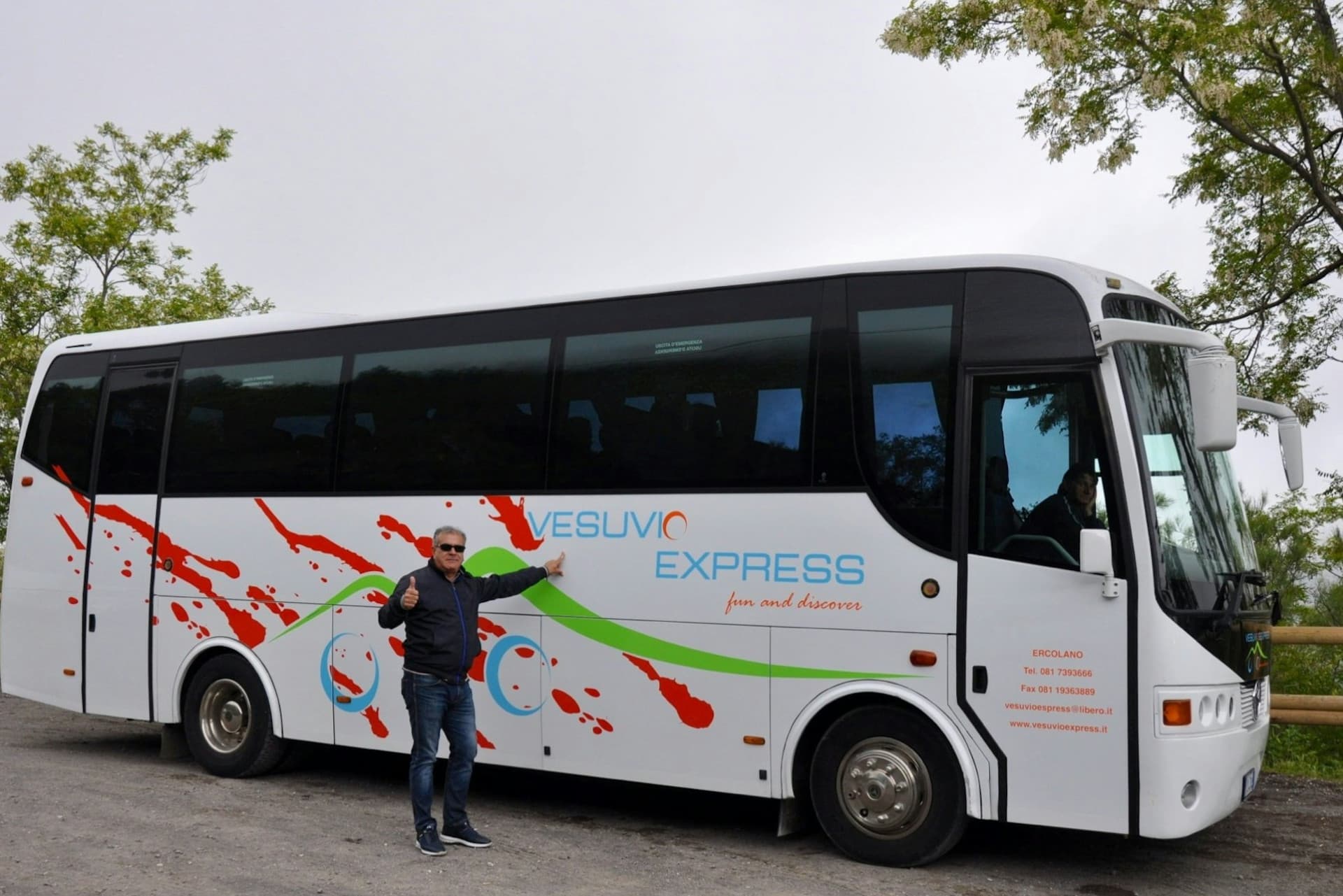Mount Vesuvius: Vesuvio Park Entry + Roundtrip from Ercolano - სურათი 2