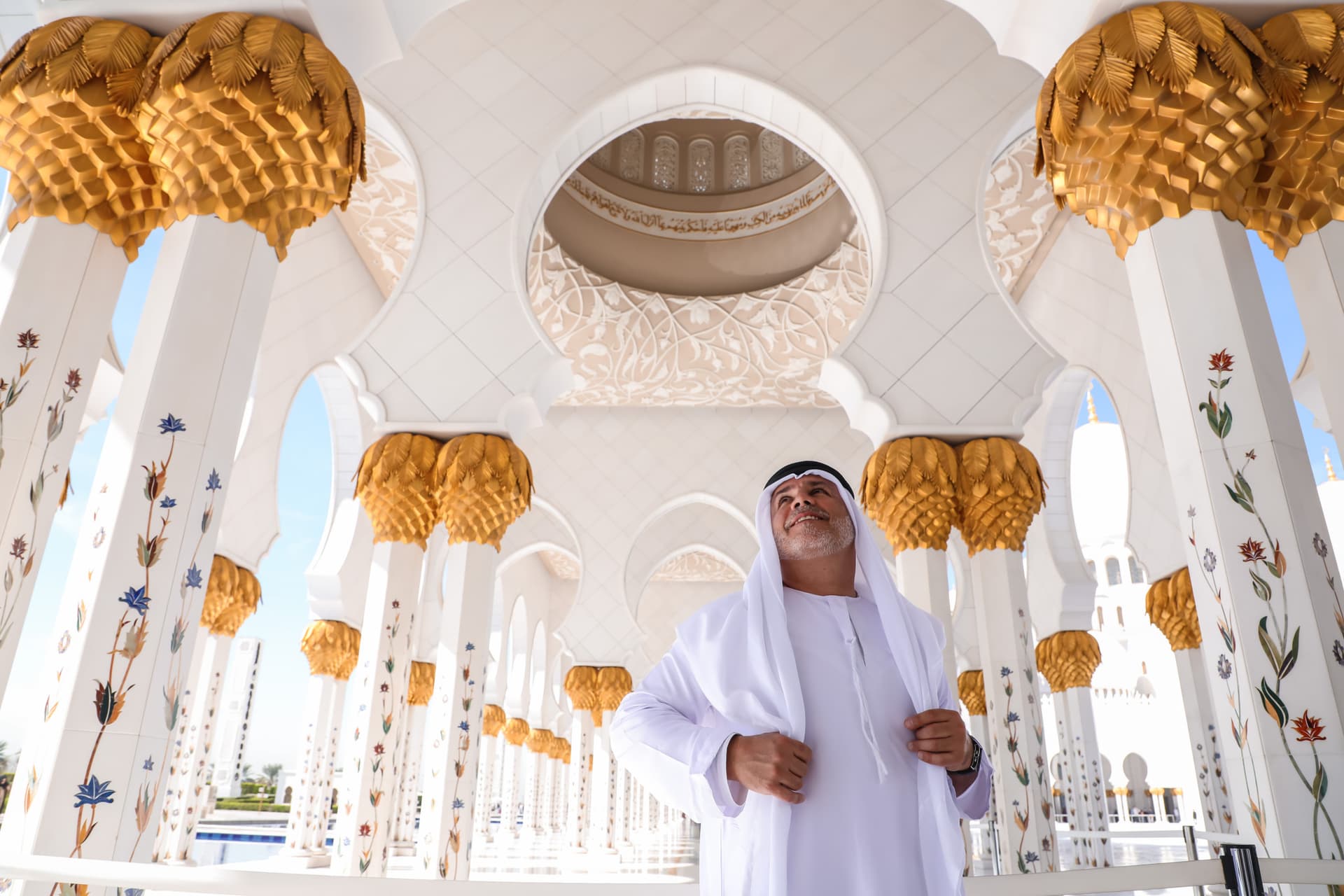 Sheikh Zayed Grand Mosque and Louvre Abu Dhabi Tour from Dubai - სურათი 11