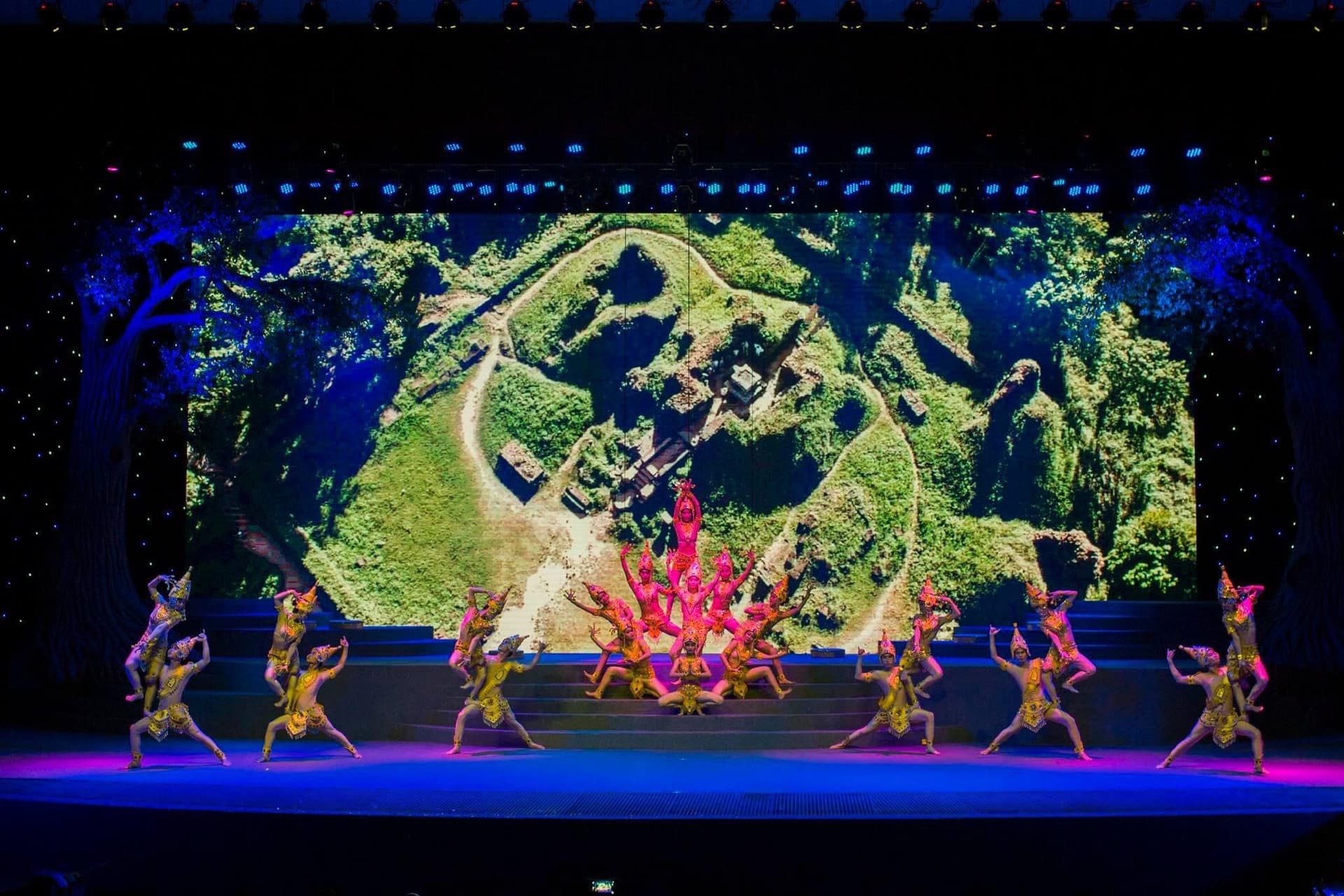 Charming Danang Show Ticket - სურათი 9