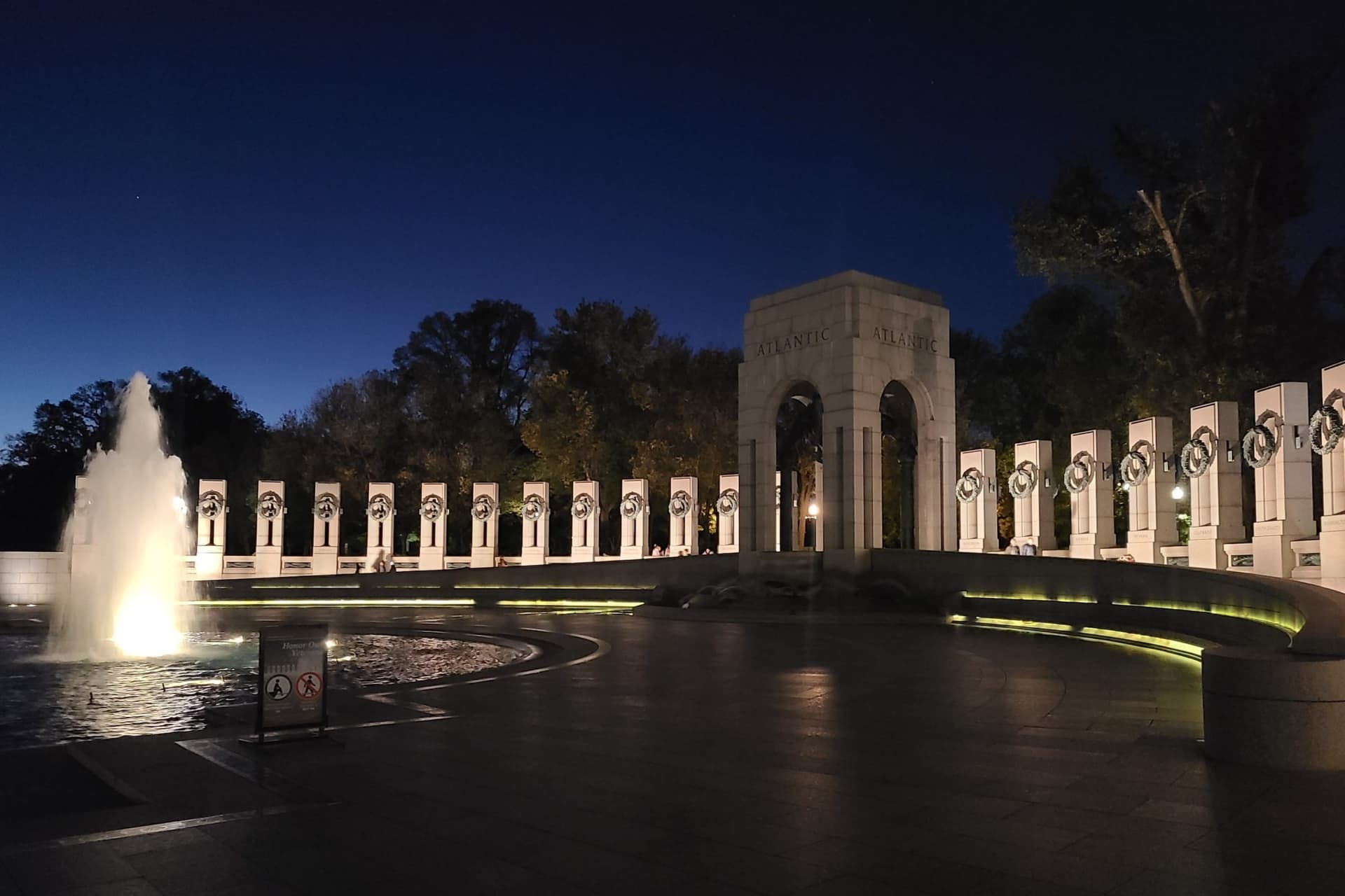 Washington DC Night Memorials Walking Tour with Skyline View - სურათი 2