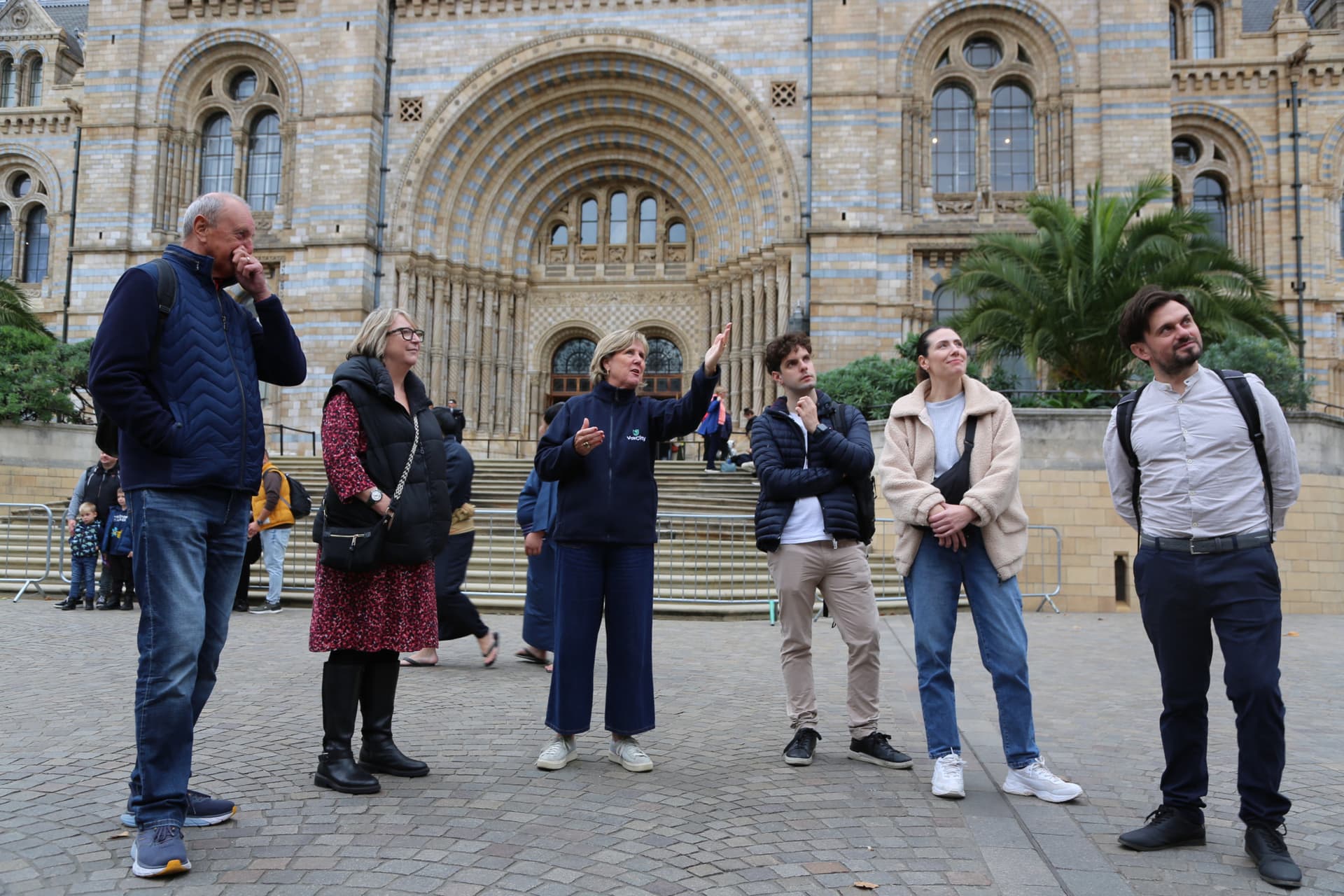 Natural History Museum Tour with English-Speaking Guide - სურათი 3