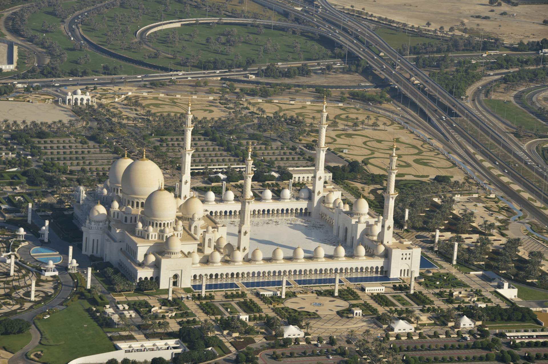 Abu Dhabi Helicopter Tour - სურათი 2