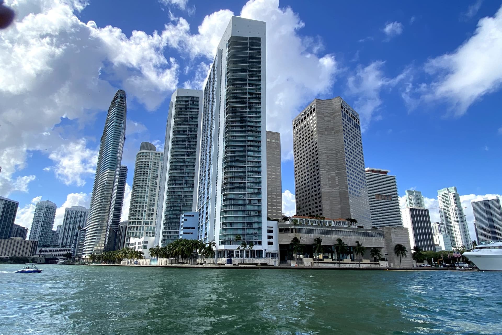 Water Taxi between Bayside Marketplace & South Beach - სურათი 6