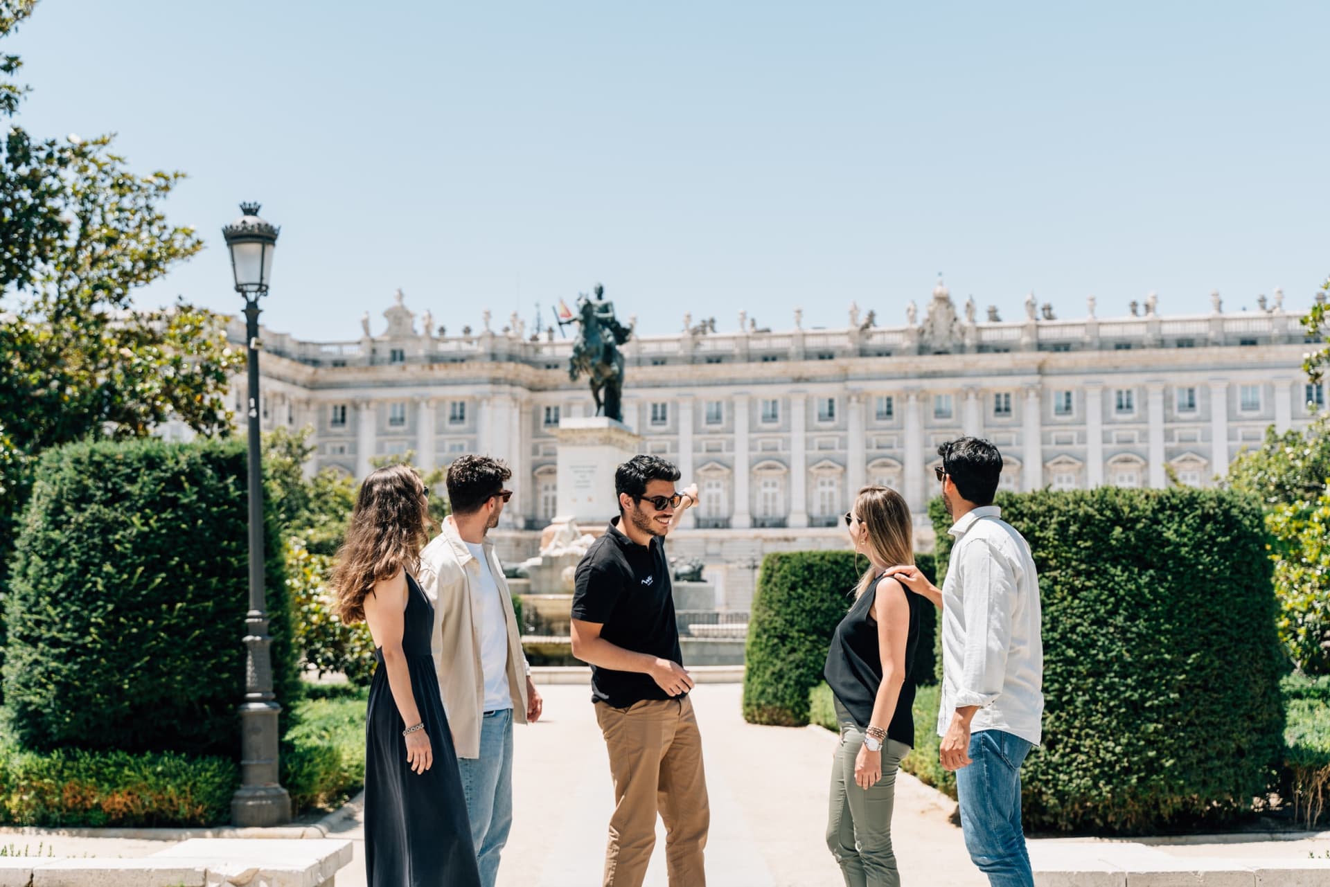 Madrid Walking Tour with High-Speed Train Transfer from Barcelona and Prado Museum Admission - მთავარი სურათი