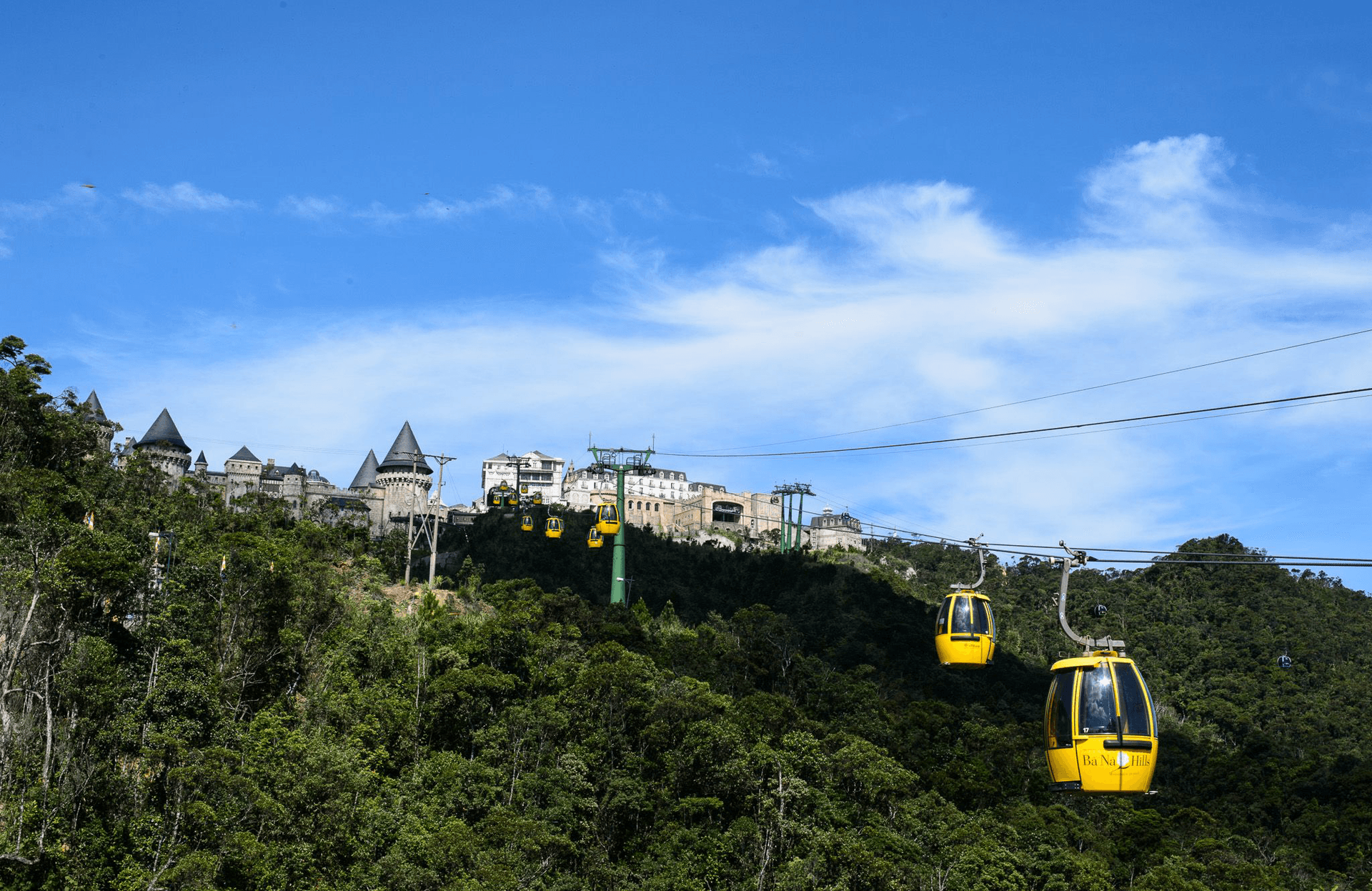 Ba Na Hills and Golden Bridge Full-Day Private Tour from Da Nang with Korean-speaking Guide - სურათი 5