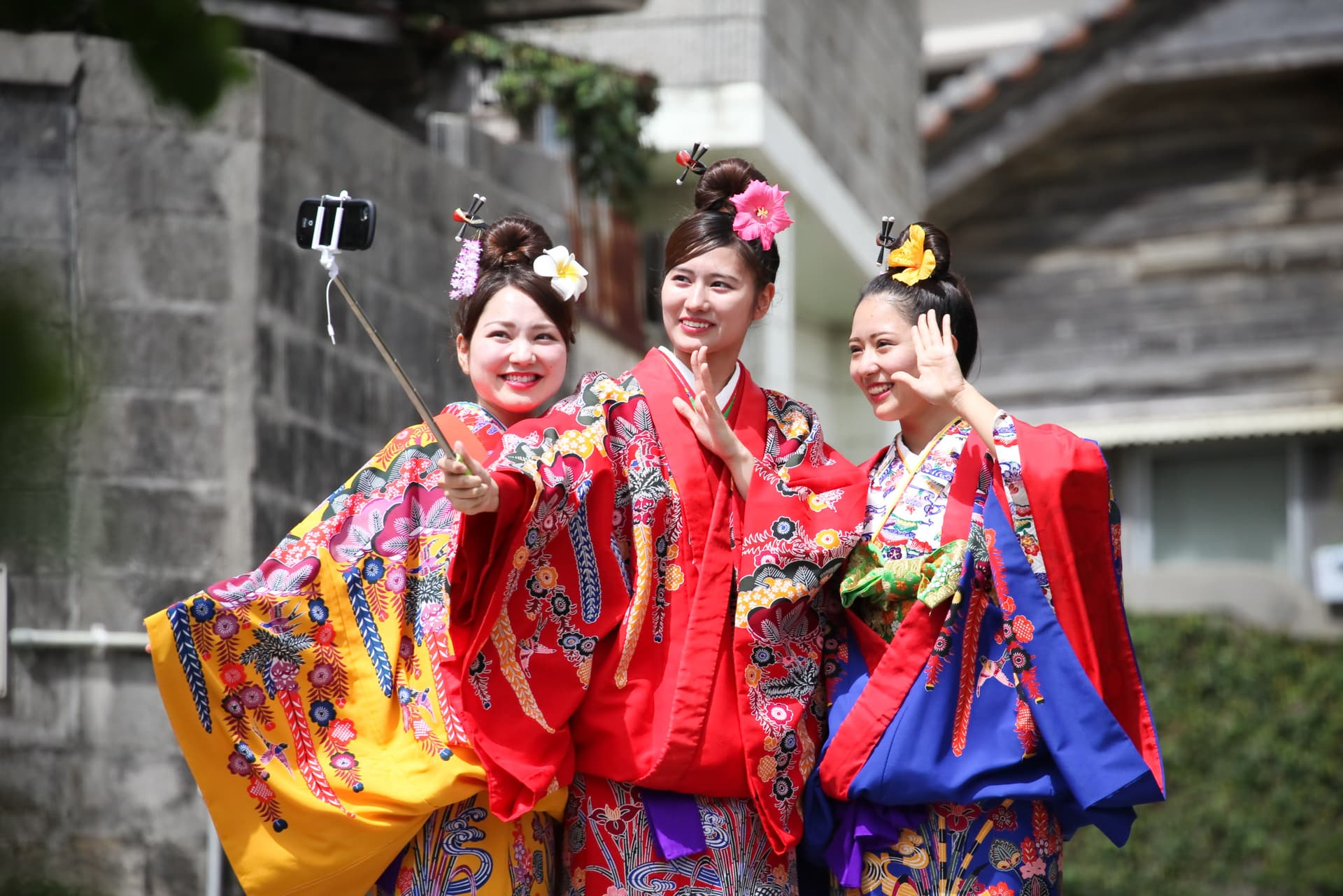 Kimono and Yukata Rental at Okinawa Chura Bijin Ryusou Studio - სურათი 3