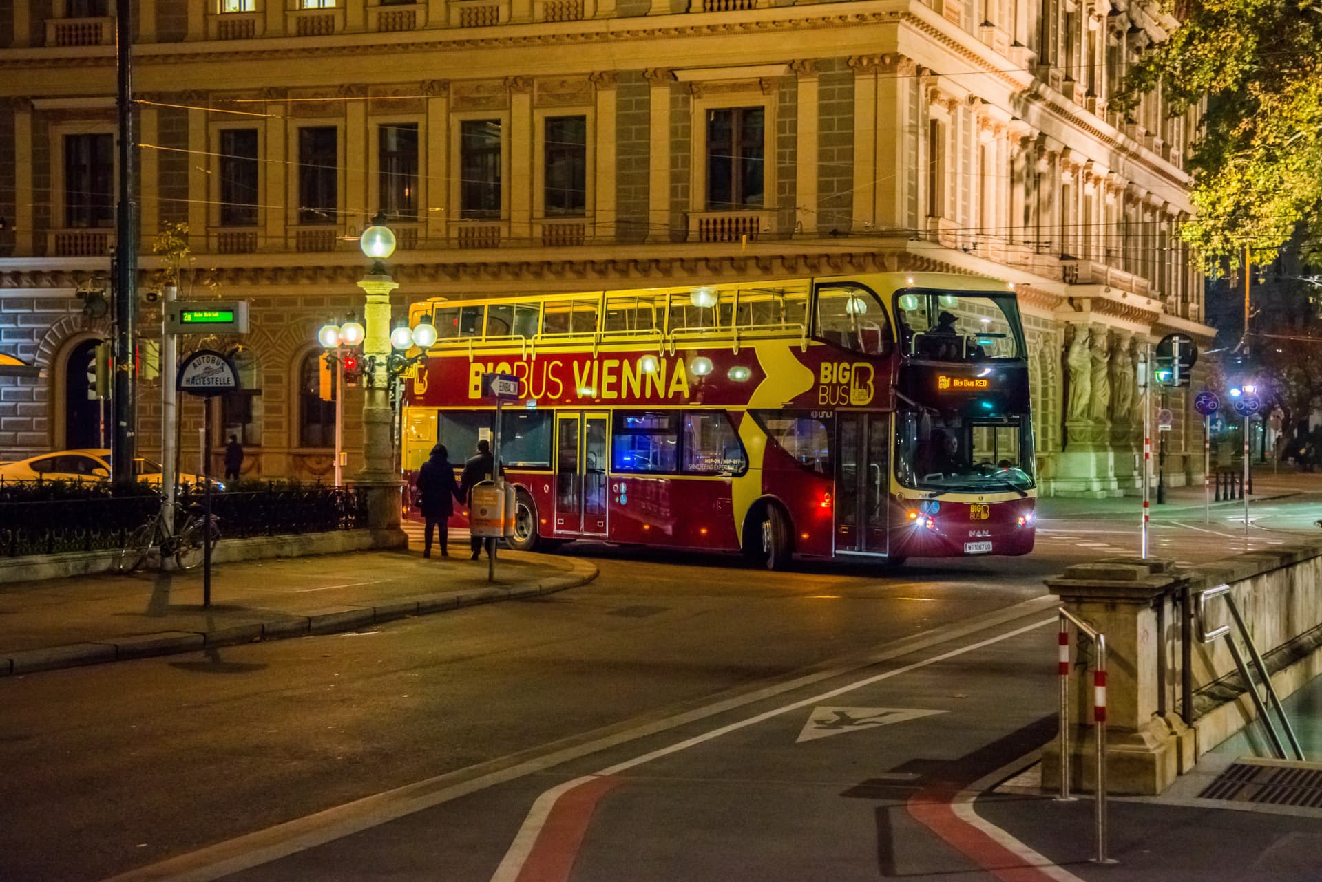Big Bus Vienna Hop-on Hop-off Bus Tour - სურათი 4