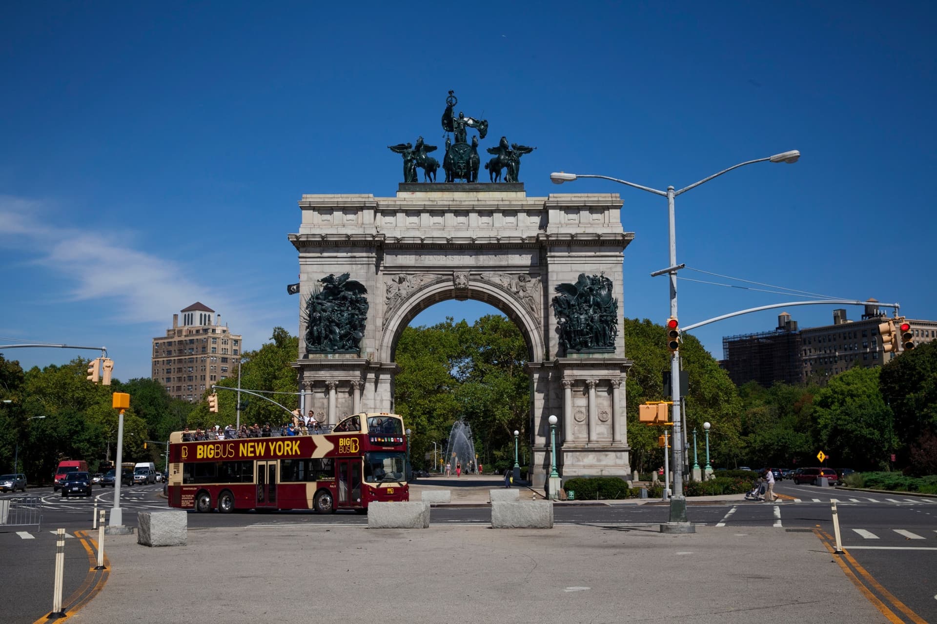 Big Bus New York Hop-on Hop-off Bus Tour - სურათი 13