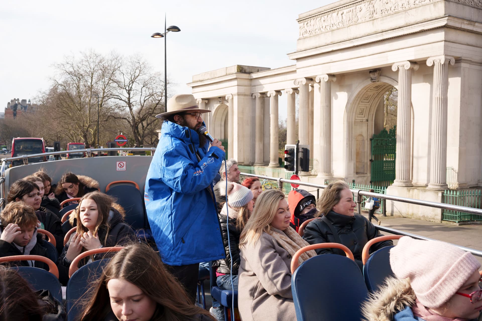 London Open Top Bus Tour with English-speaking Guide - სურათი 4
