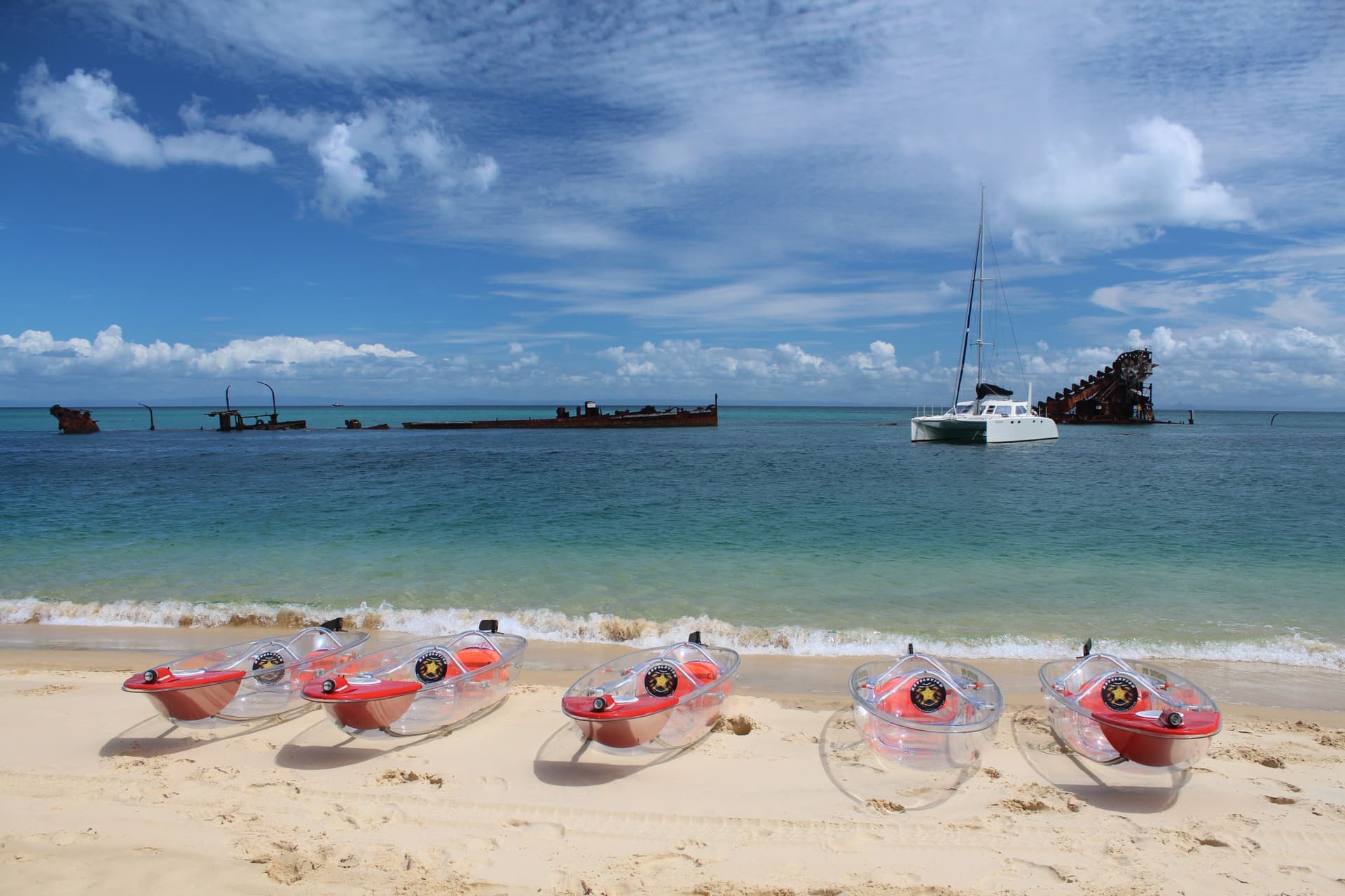 Moreton Island 1-Day Adventure Tour with Kayaking and Sandboarding - სურათი 11