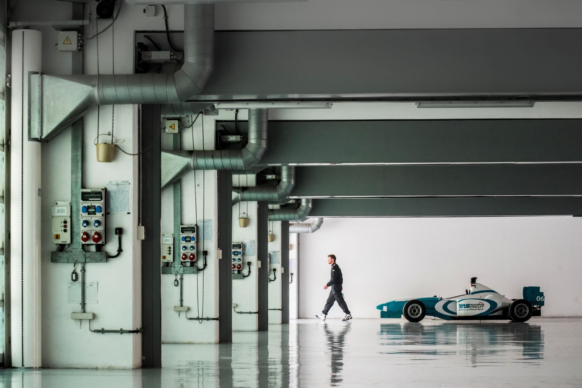 Yas Marina Circuit Formula Yas 3000 Driving Experience - სურათი 6