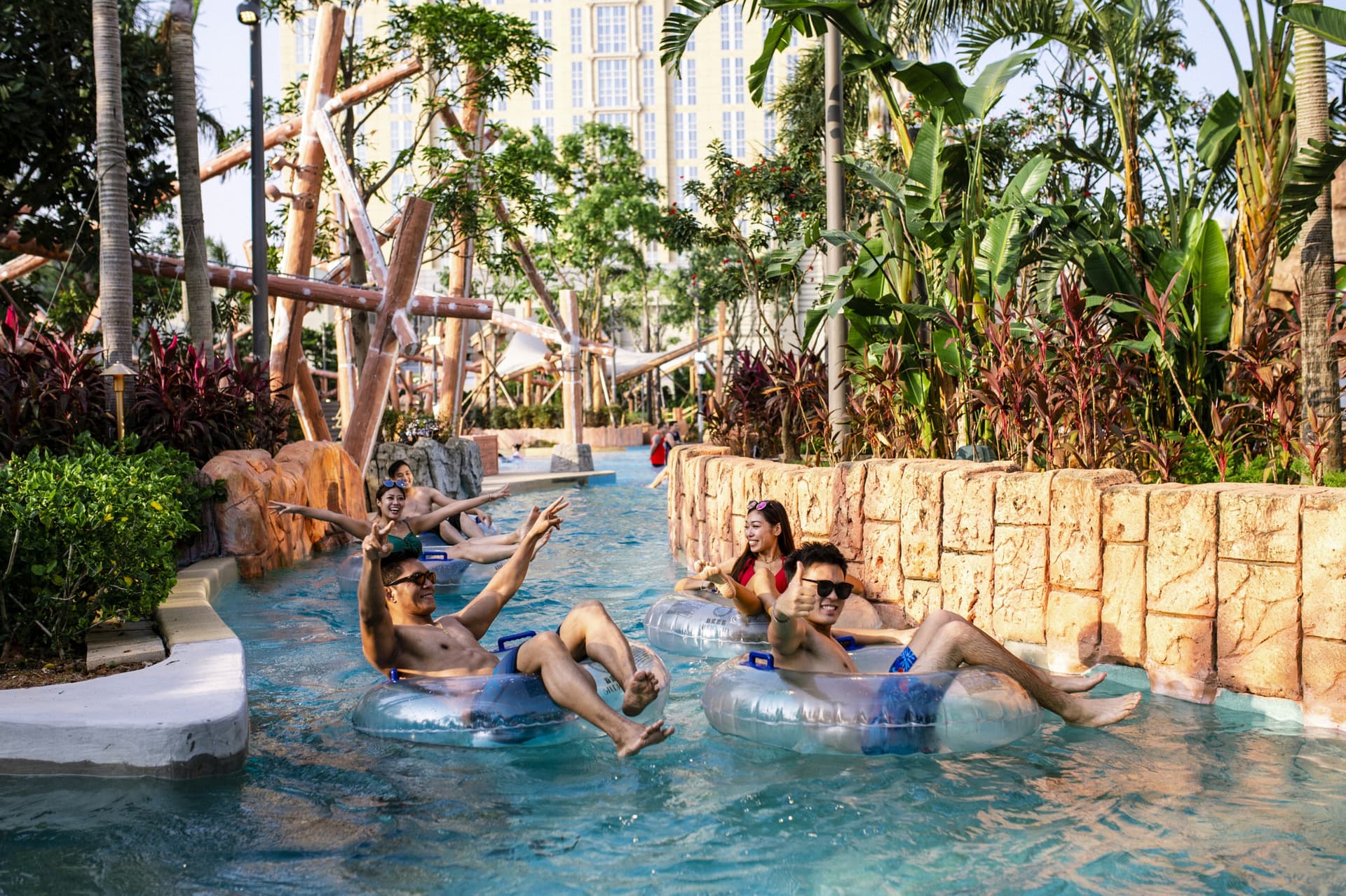 Studio City Water Park - სურათი 33