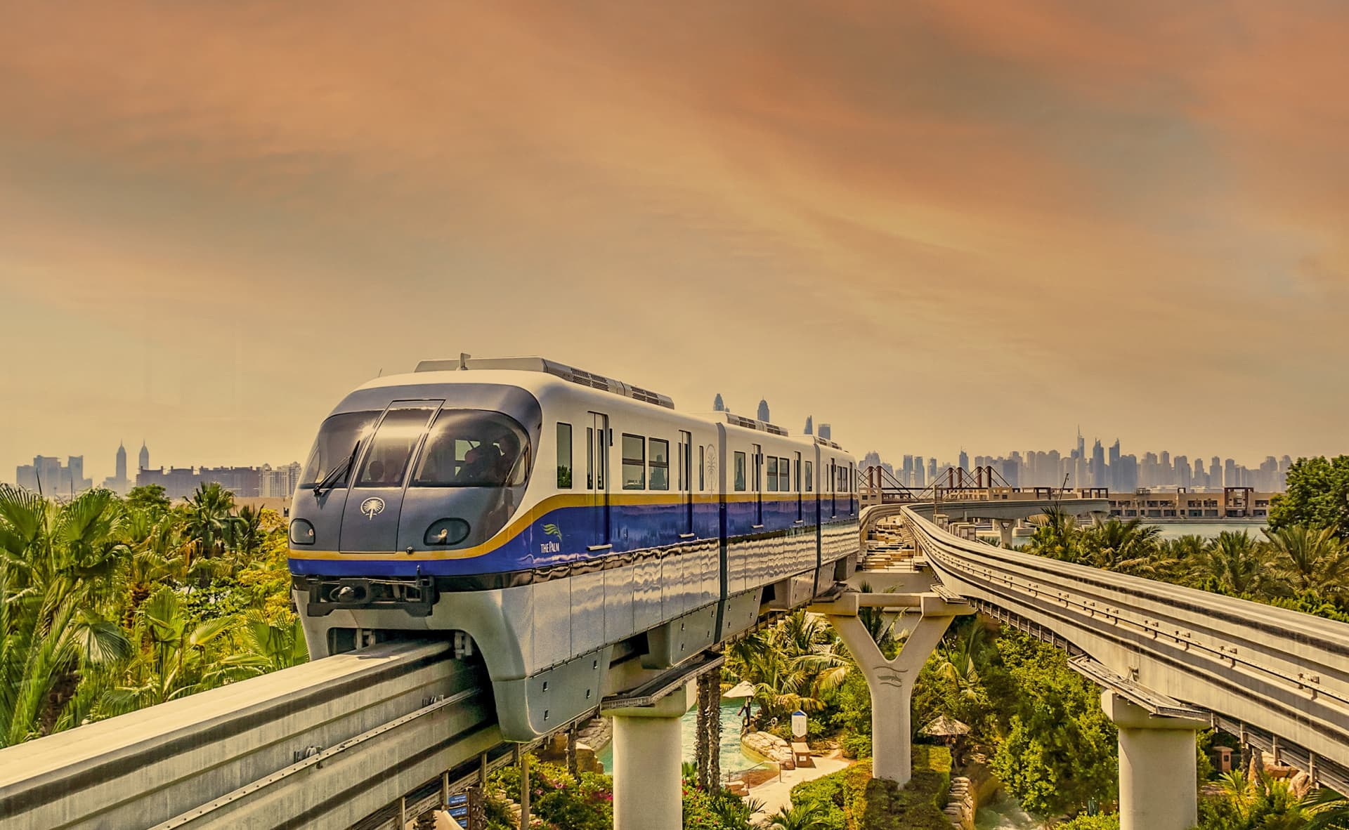 The Palm Monorail Dubai - სურათი 7