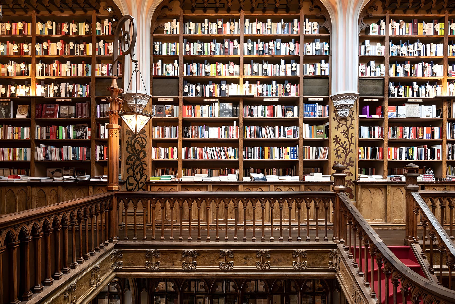 Livraria Lello Porto & Fundação Livraria Lello Ticket - სურათი 8