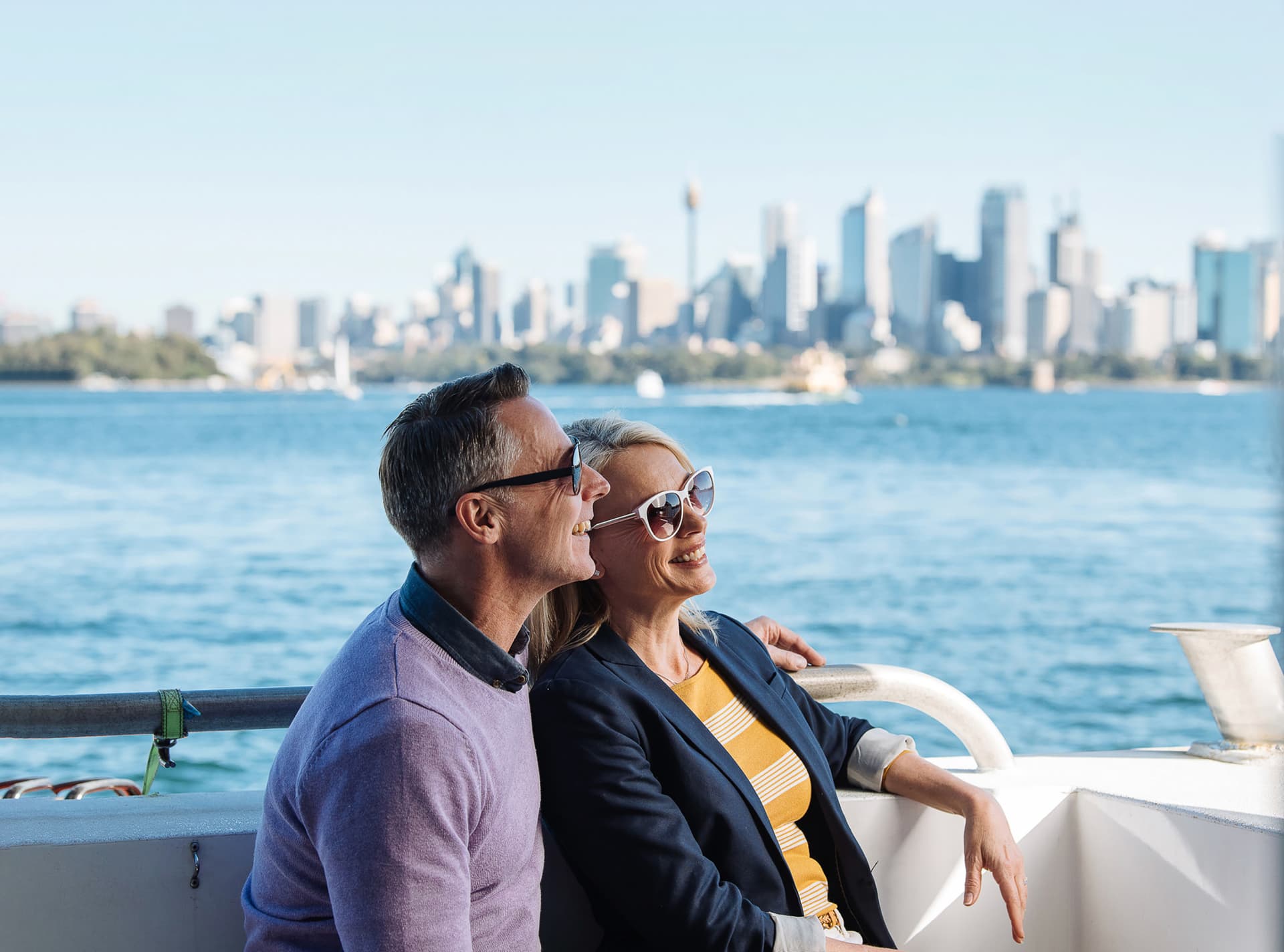 Sydney Harbour Whale Watching Cruise aboard Captain Cook Cruises - სურათი 5