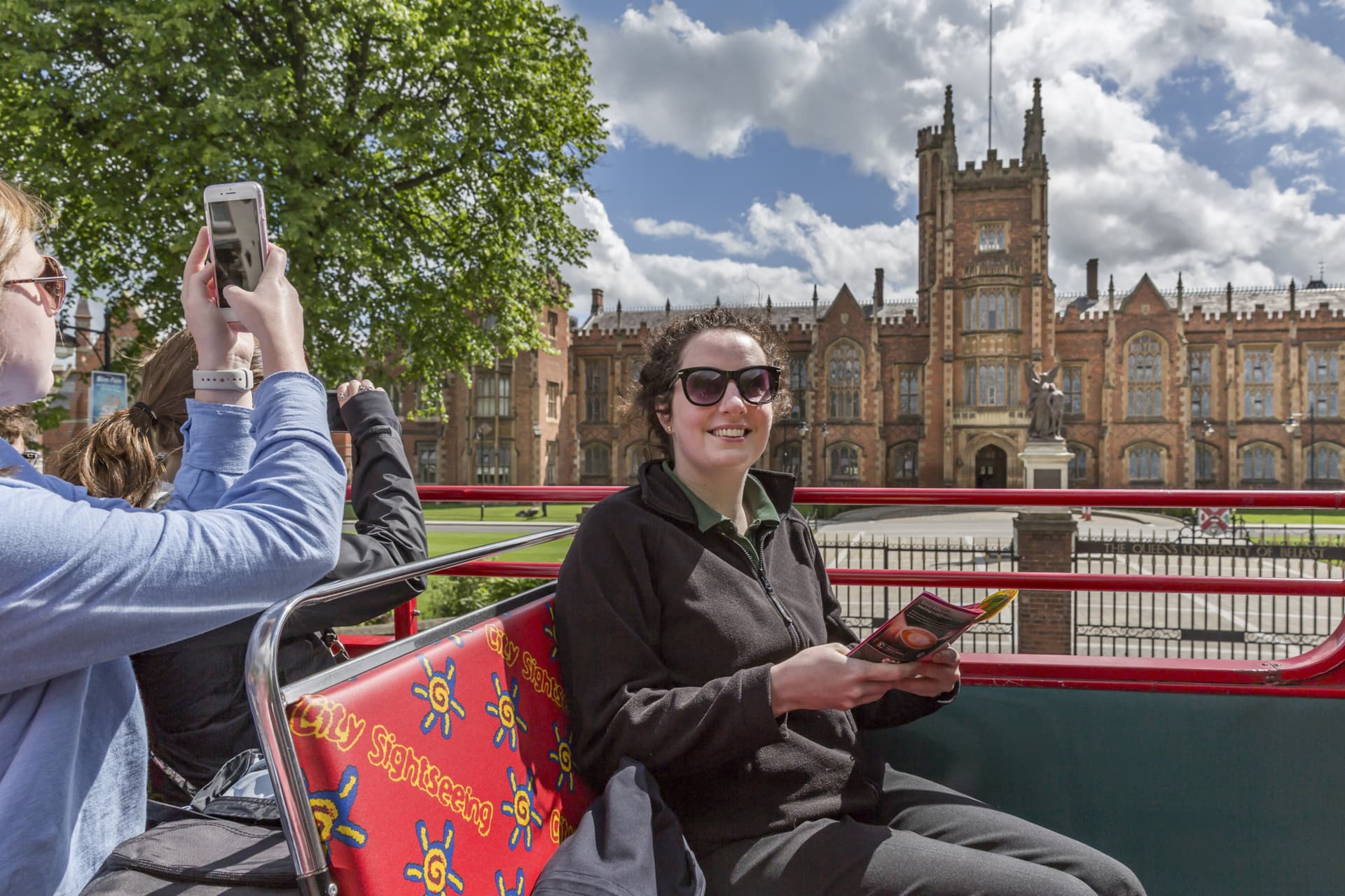 City Sightseeing Belfast Hop-on Hop-off Bus Tour - სურათი 6