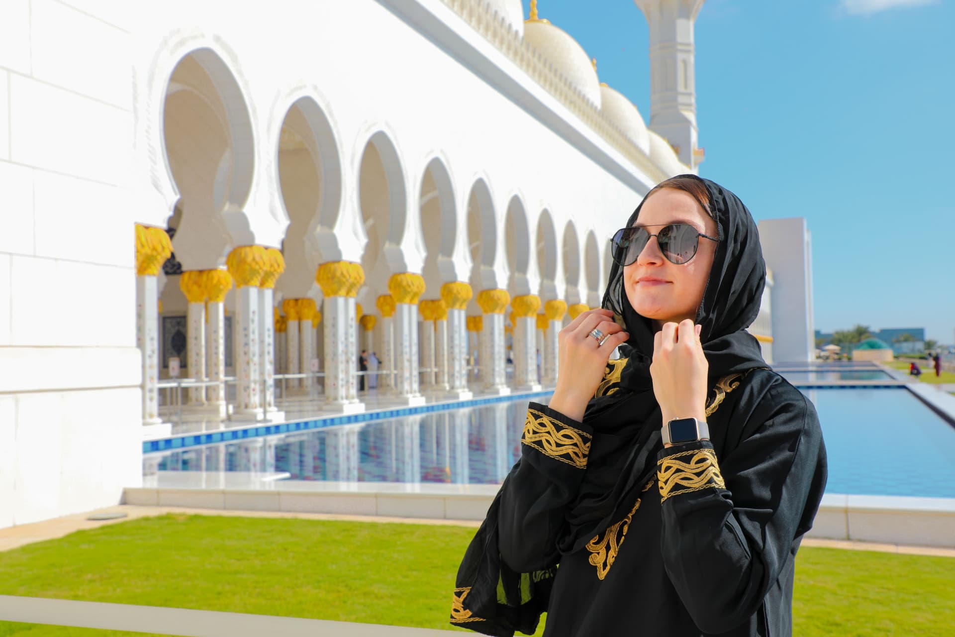 Sheikh Zayed Grand Mosque and Louvre Abu Dhabi Tour from Dubai - სურათი 12