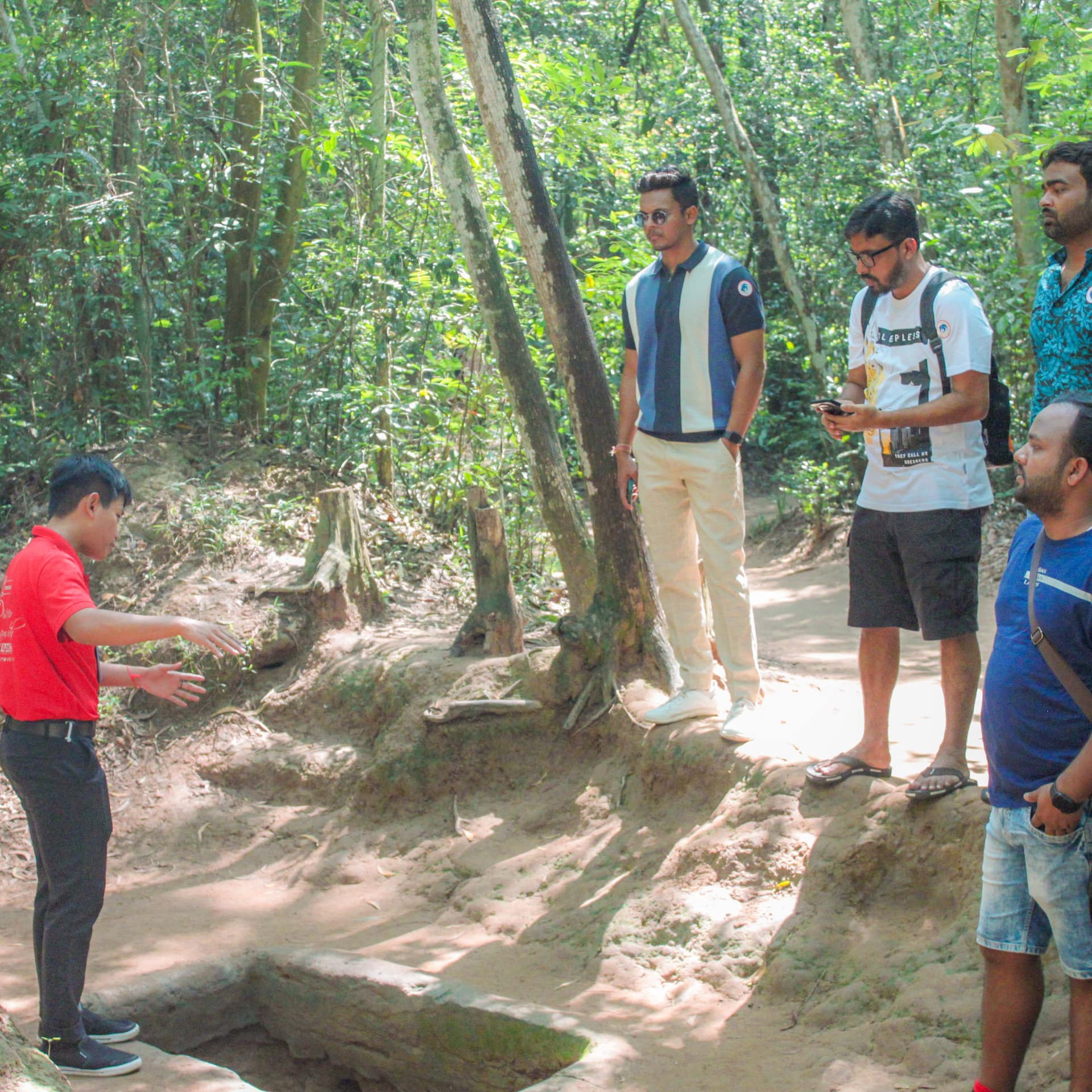 Cu Chi Tunnels and Mekong Delta Full-Day Tour from Ho Chi Minh - სურათი 2