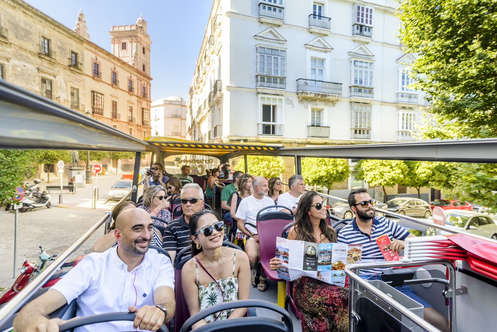 City Sightseeing Cadiz Hop-on Hop-off Bus Tour - სურათი 3