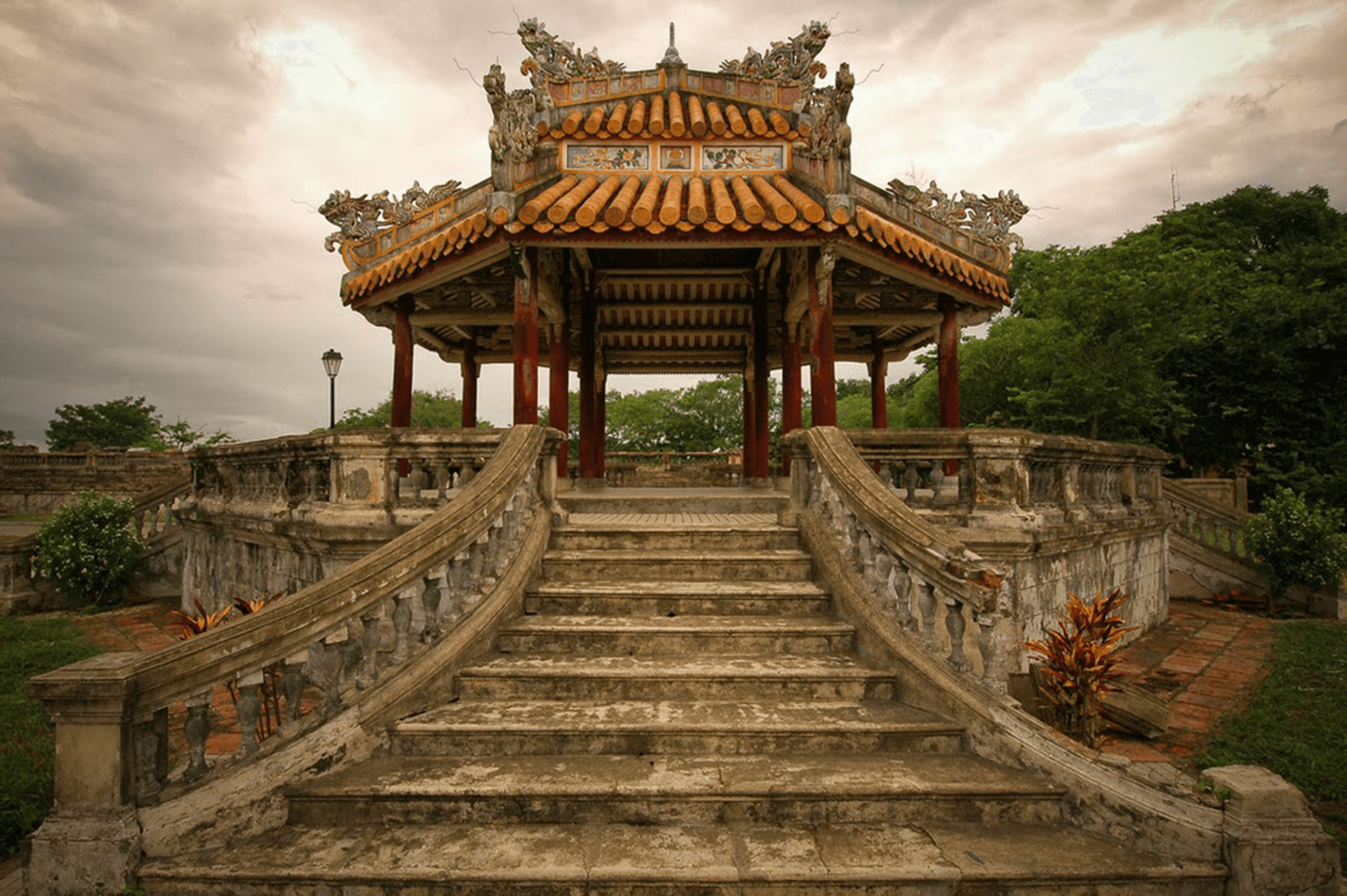 Hue City Tour from Da Nang - სურათი 4