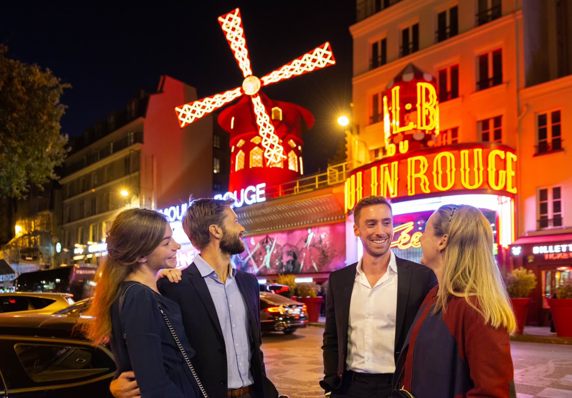 Moulin Rouge Cabaret Show with Drop-off Service and Dinner - სურათი 7