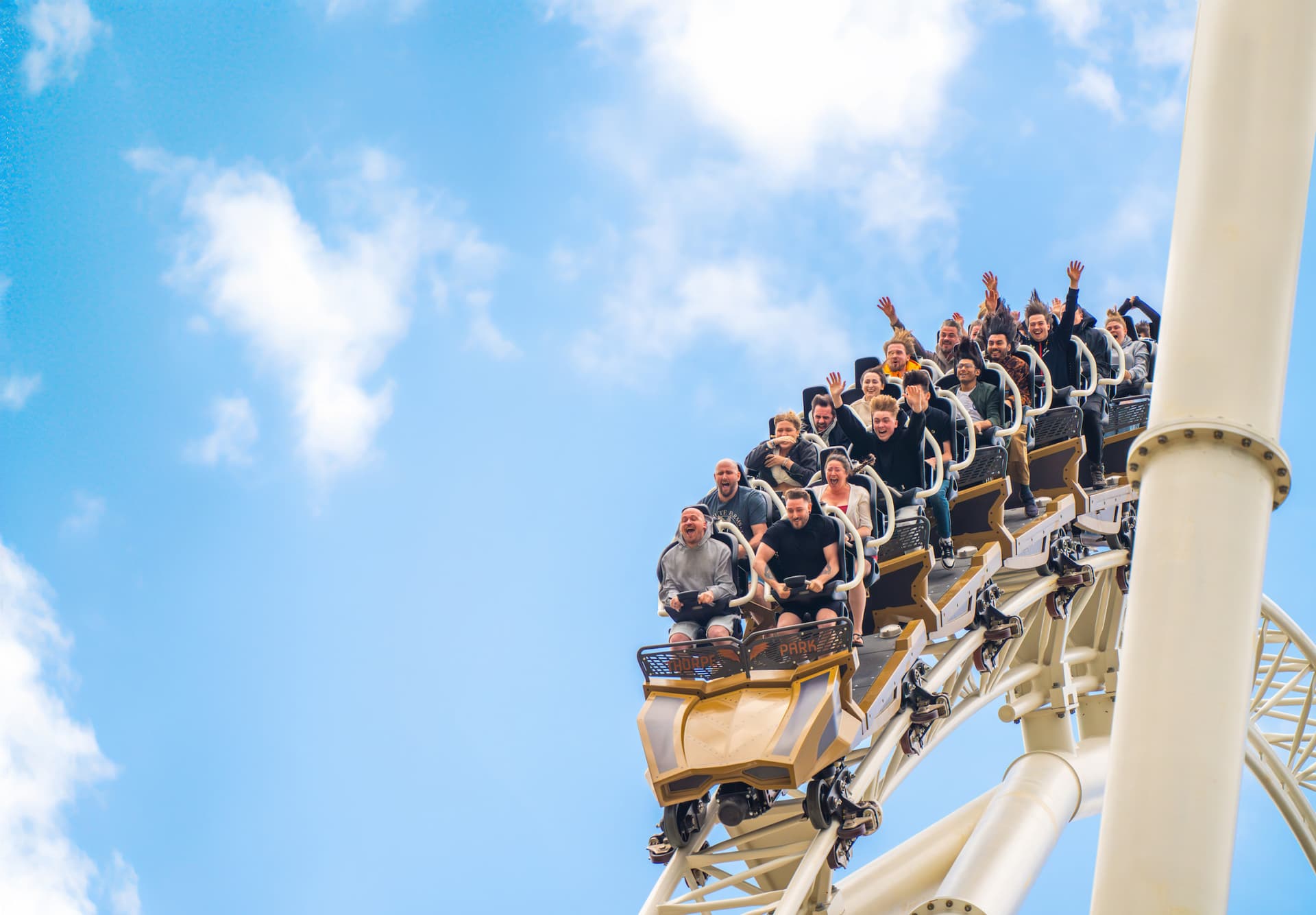 Thorpe Park Ticket - მთავარი სურათი