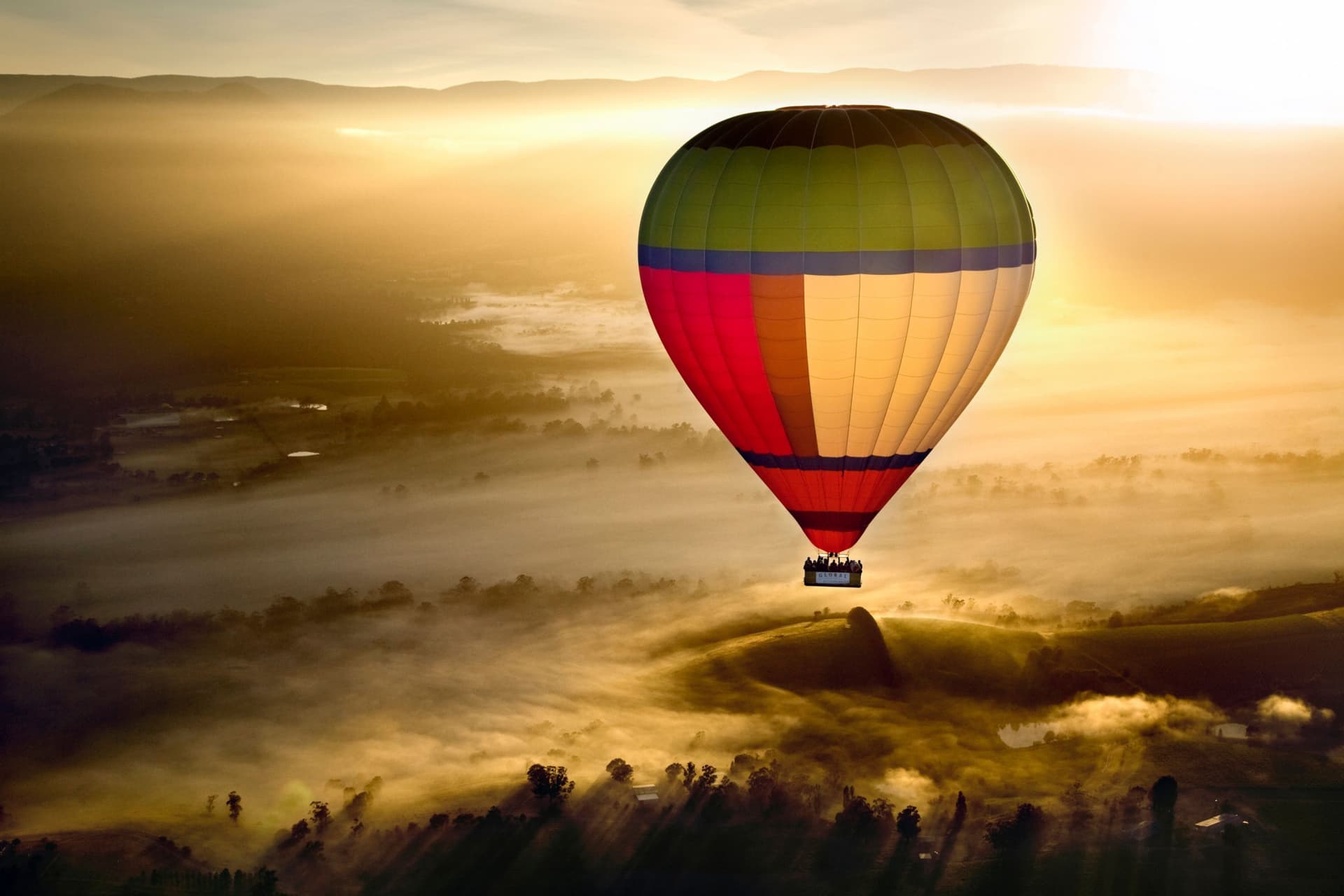 Sunrise Hot Air Balloon Flight over Yarra Valley with Photos - მთავარი სურათი